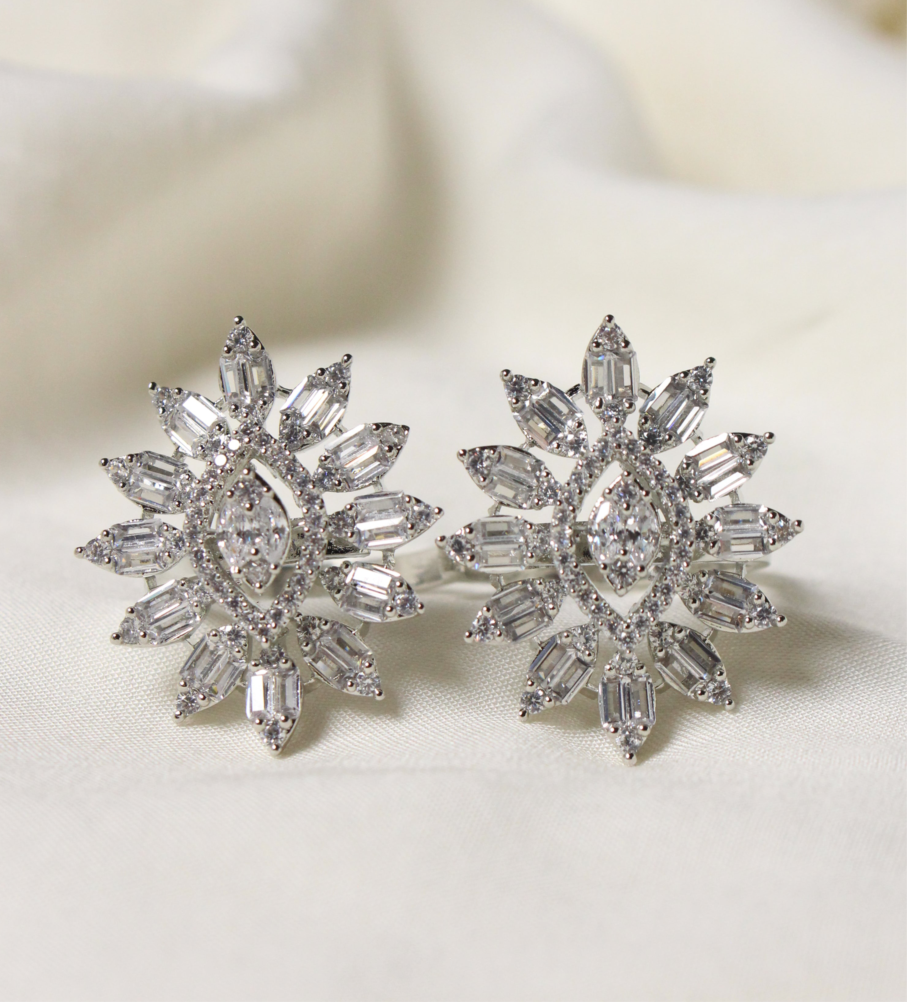 Lily - Aloro Jewels