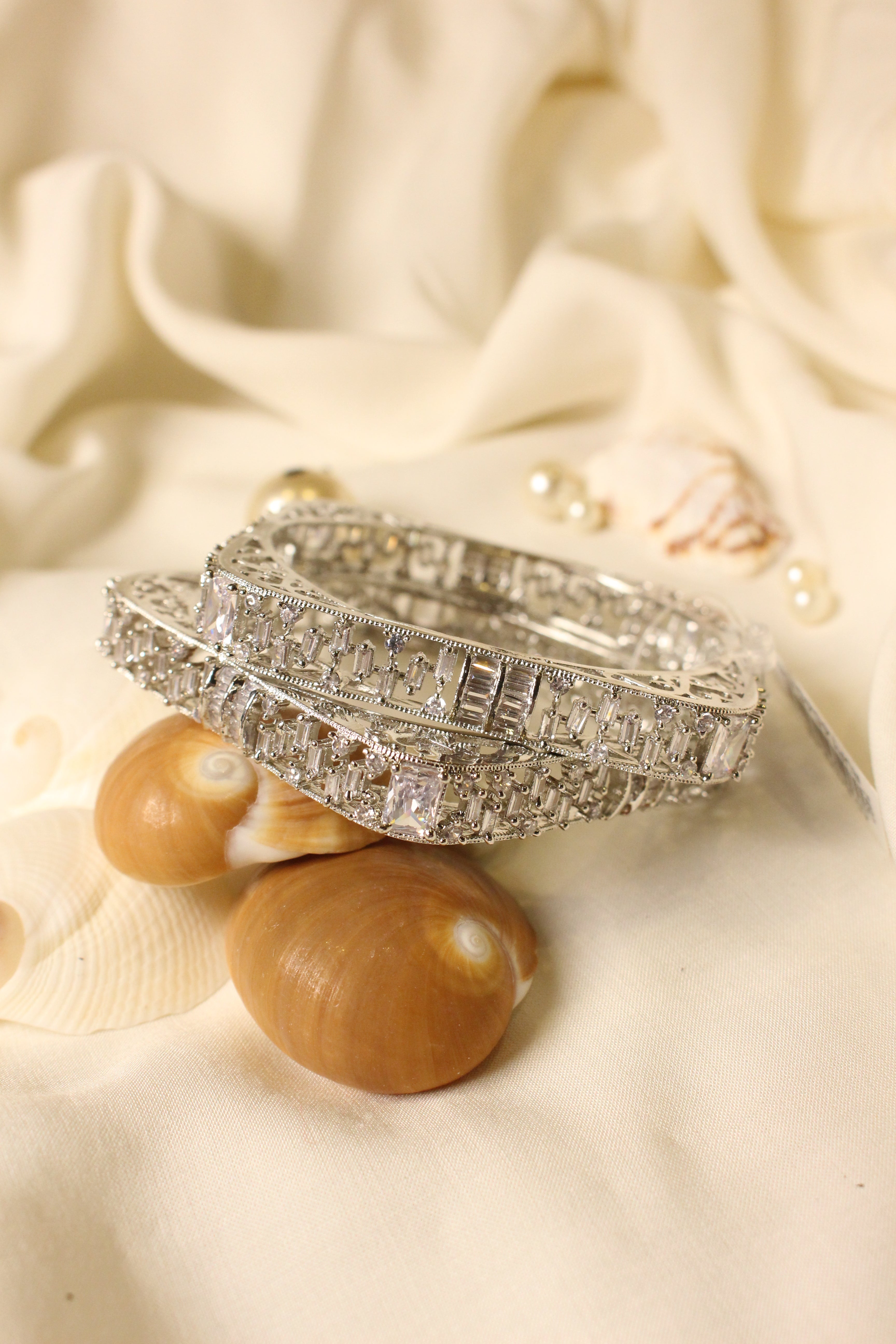 Sparkling Silver Kara - Aloro Jewels
