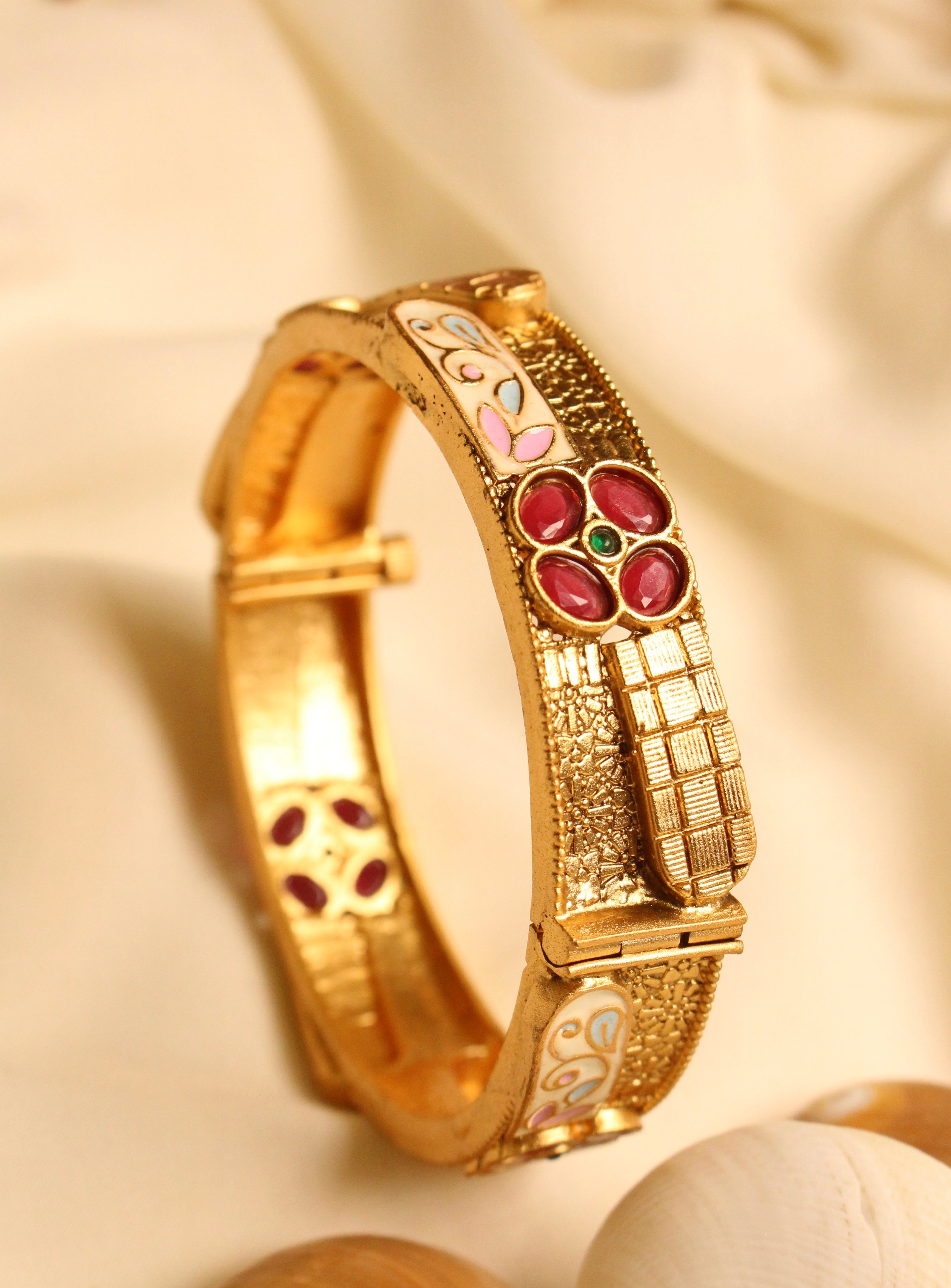 Heritage 39 - Aloro Jewels