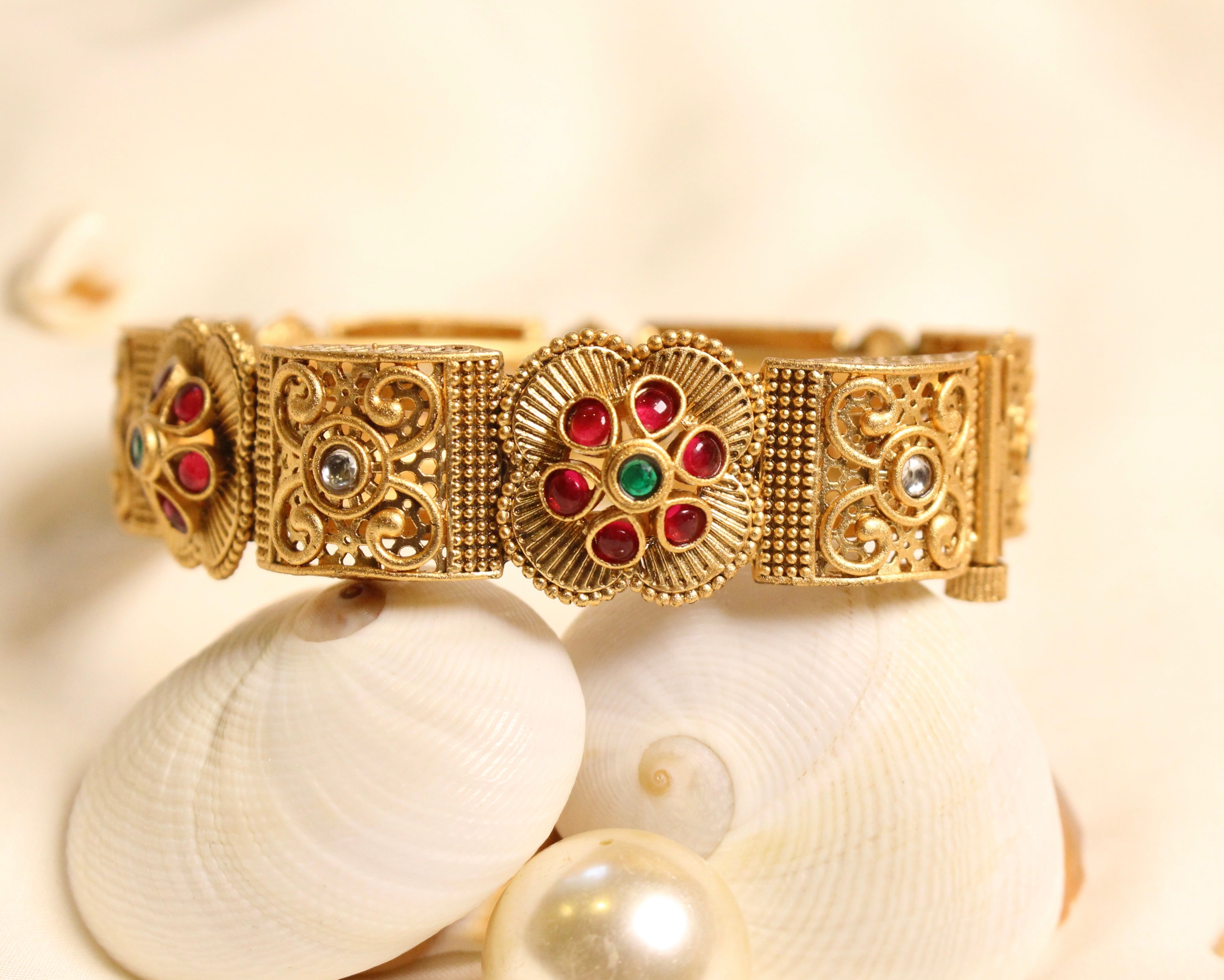 Heritage 26 - Aloro Jewels