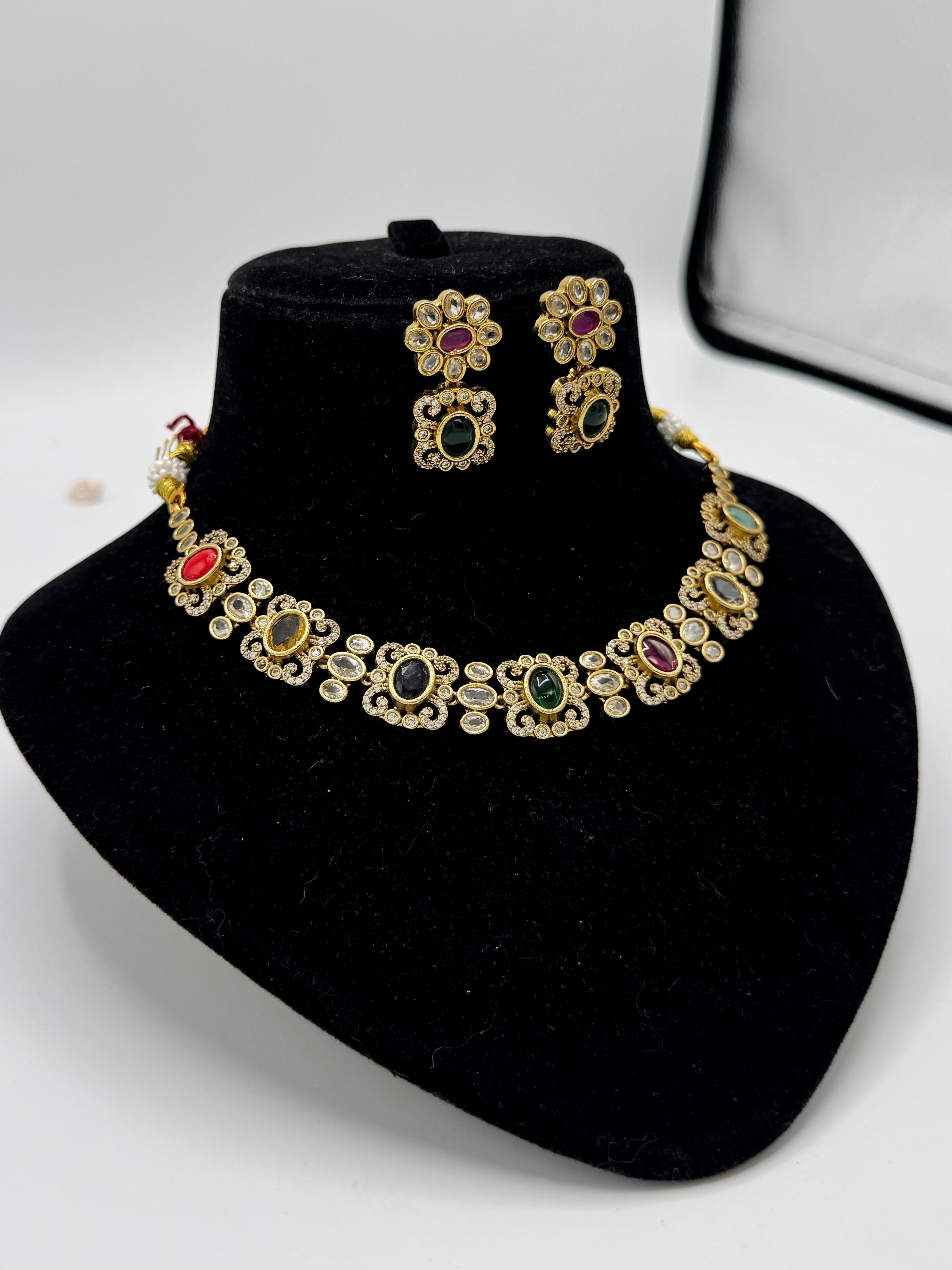 Naubahar Kundan Necklace - Aloro Jewels