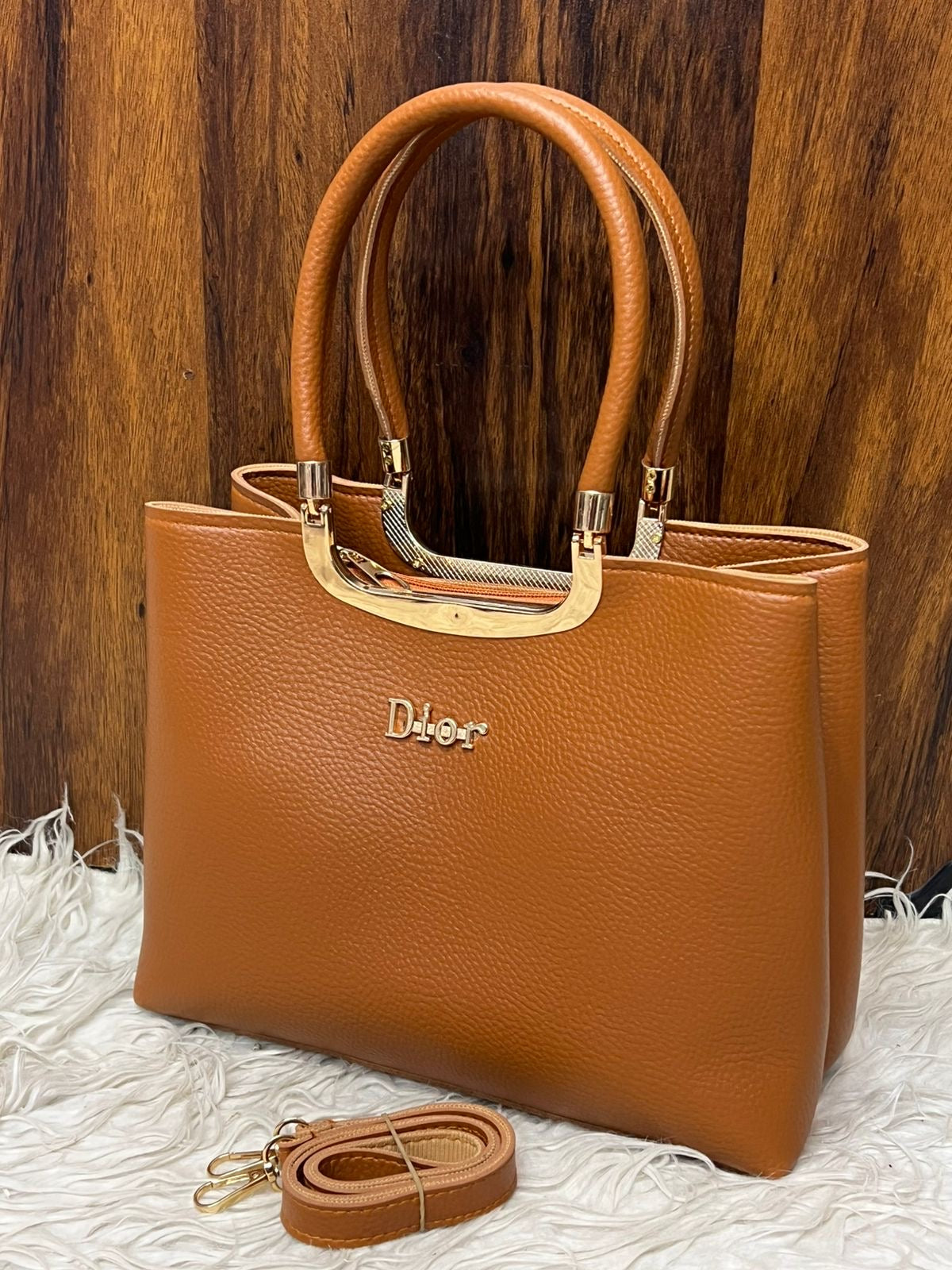 Dior Women Handbags - Bellabags