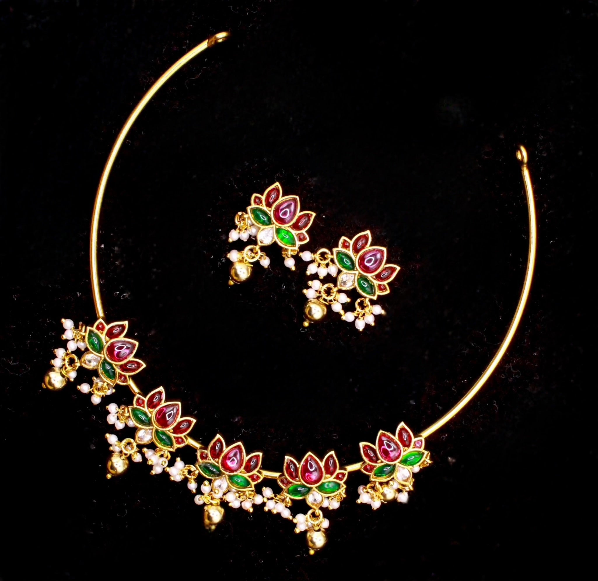 Lotus Hasli Necklace With Earrings - Aloro Jewels