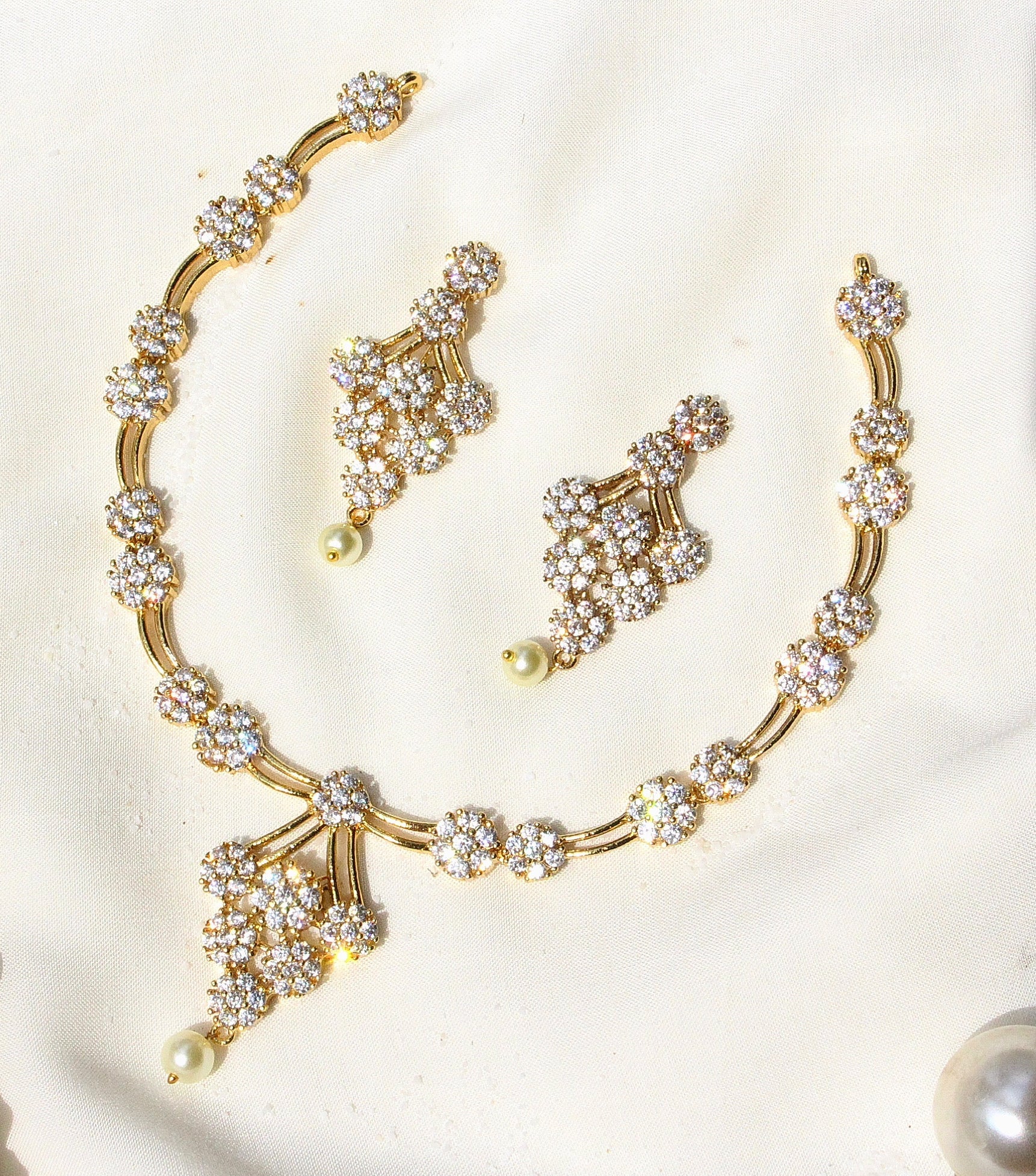 Gold Plated Statement Diamond Necklace - Aloro Jewels