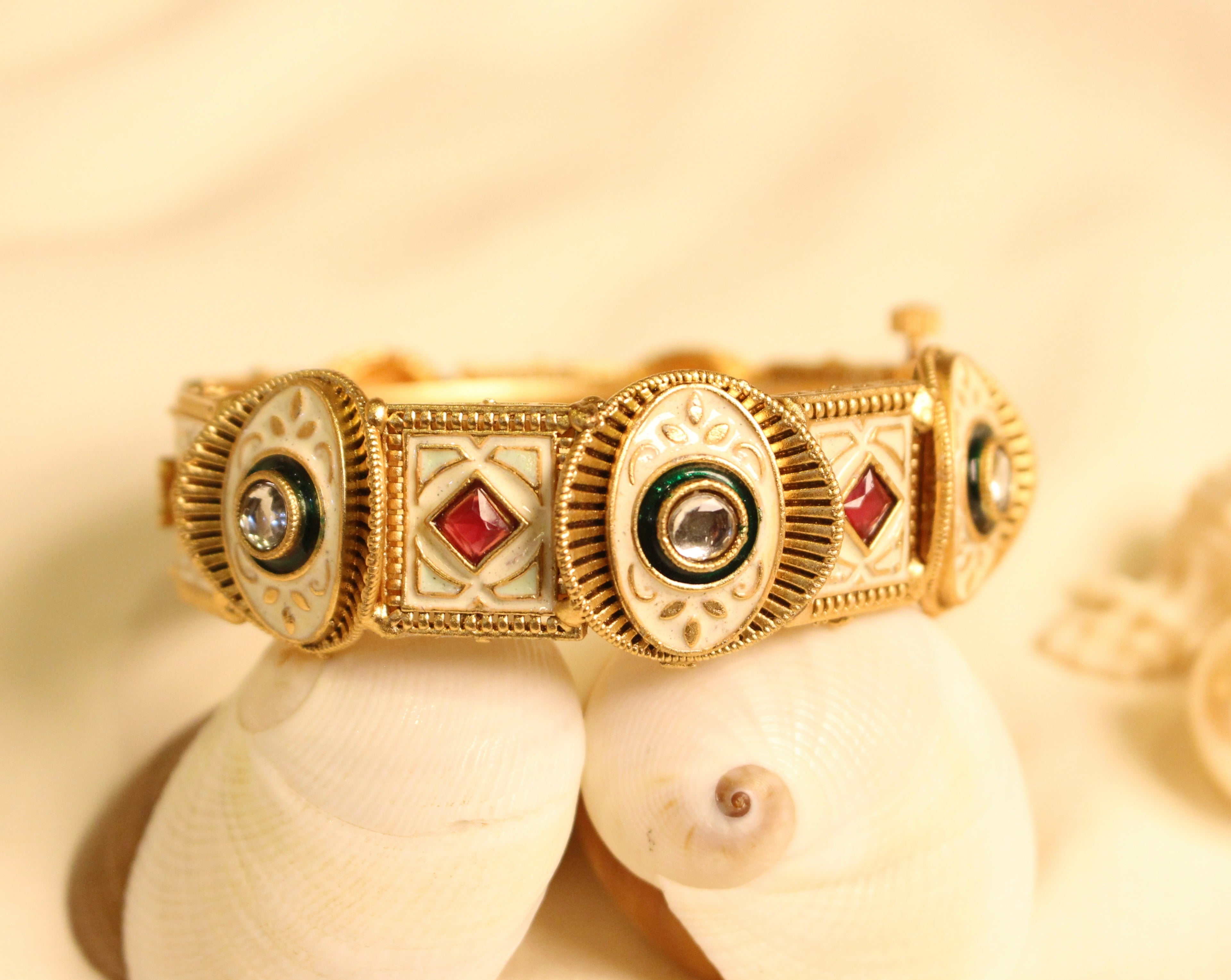 Heritage 62 - Aloro Jewels