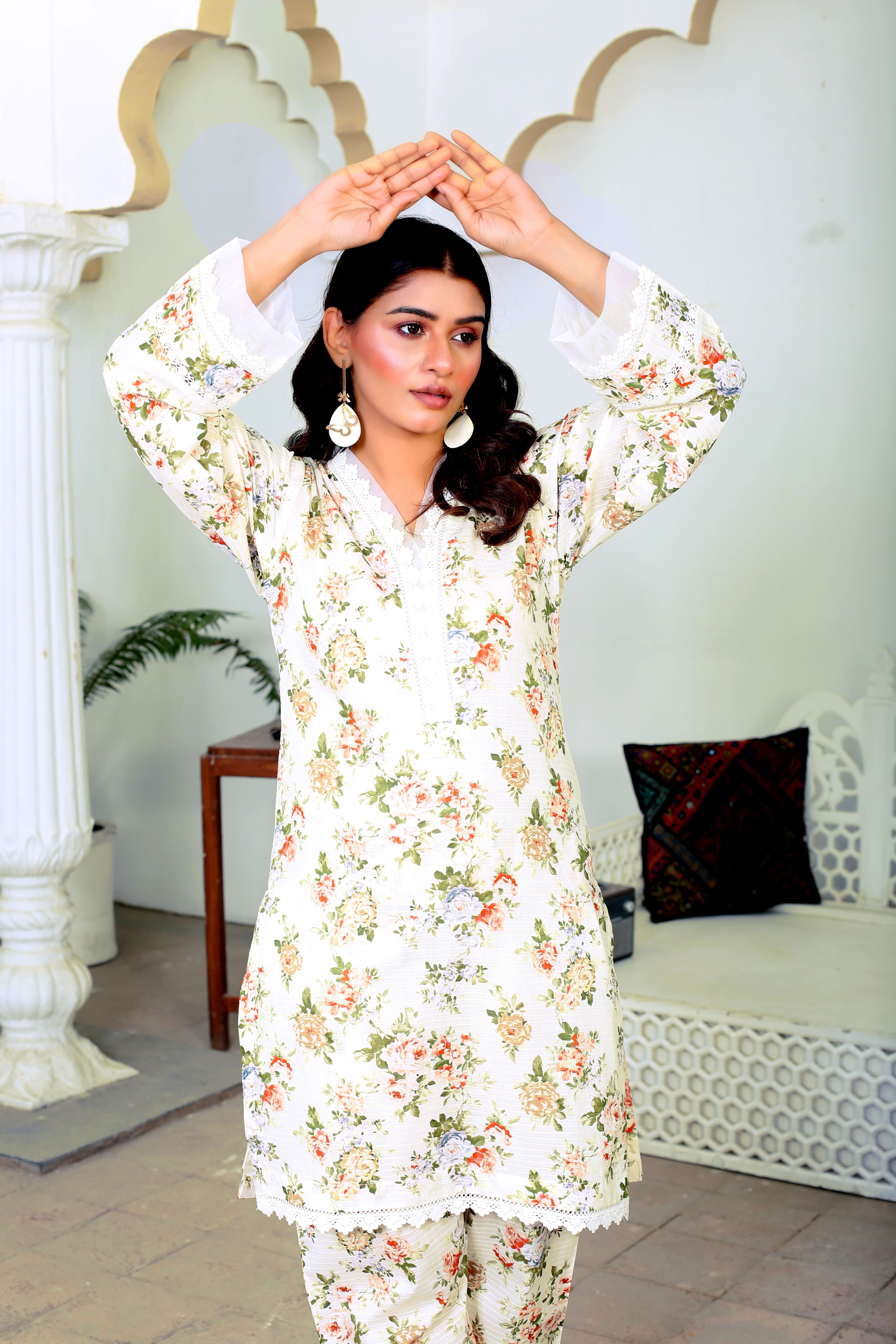 NOOR BAANU