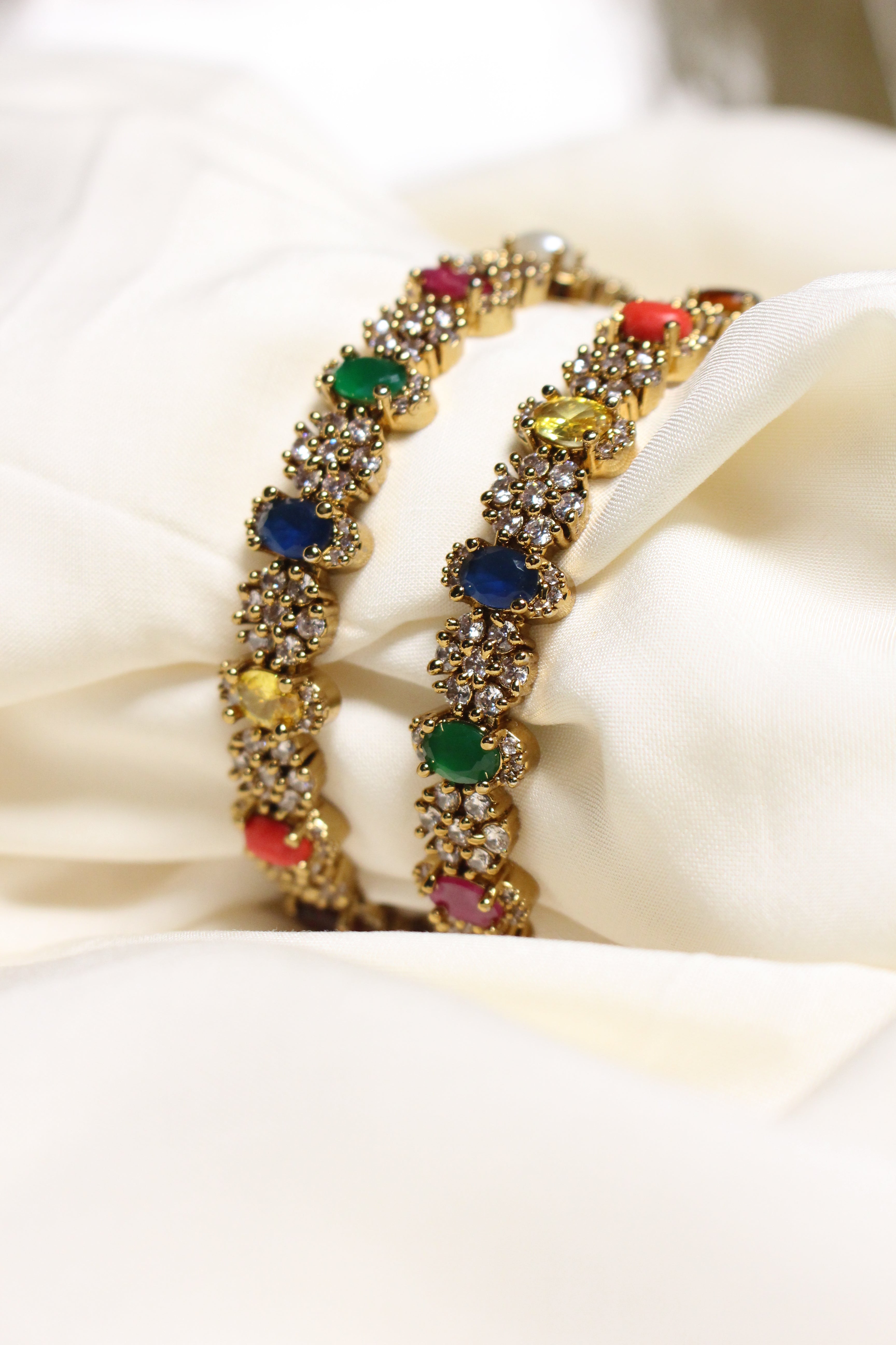 Naurattan Style Kangan - Aloro Jewels