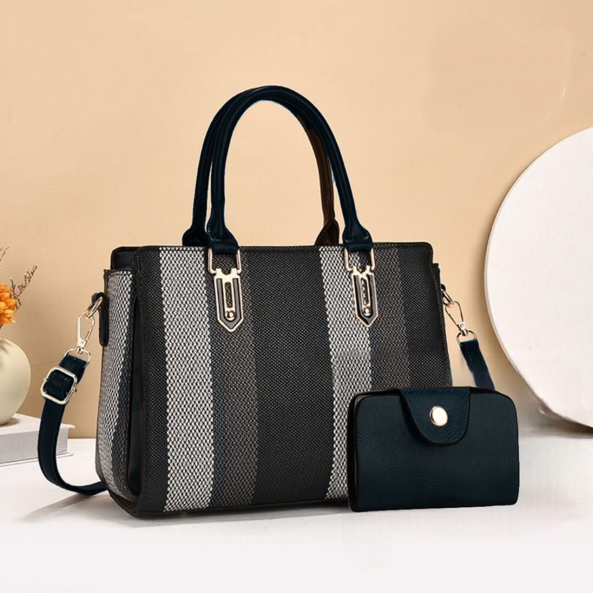 Weave Handbag - Baggage