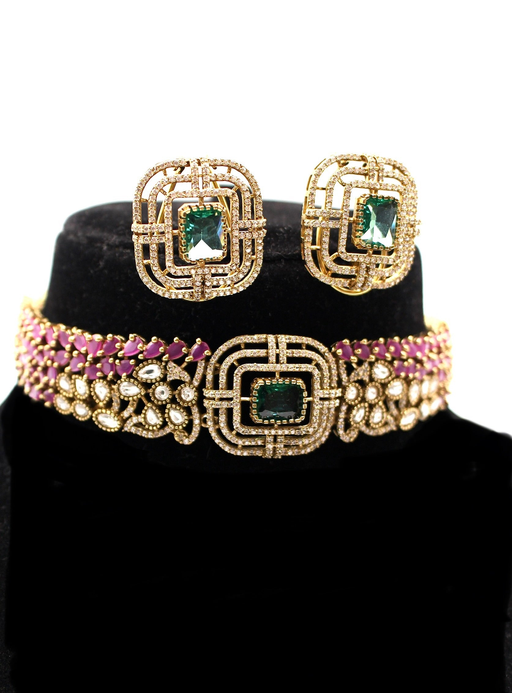 Jahan Araa Kundan Choker Necklace - Aloro Jewels