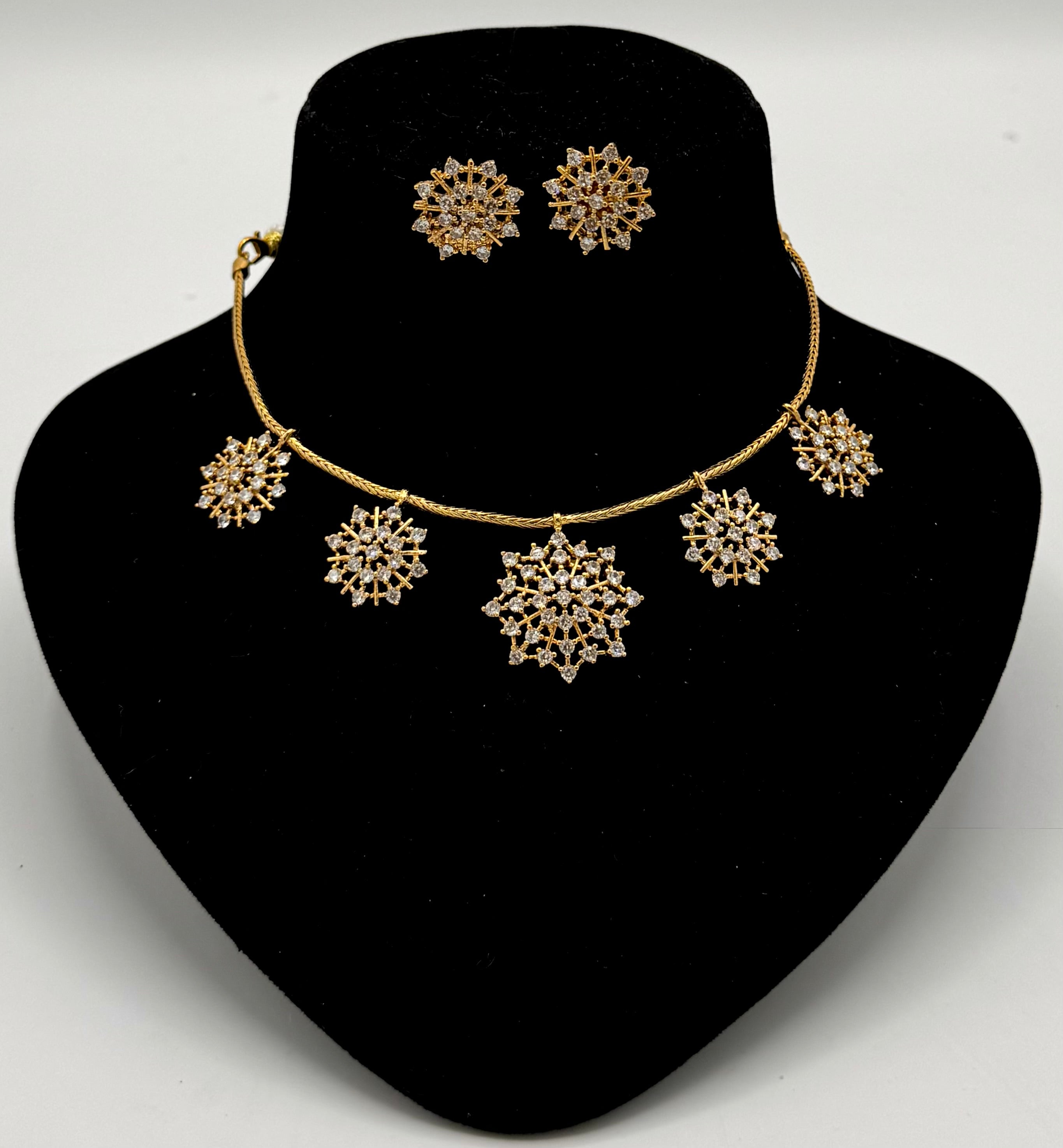 Khushboo Gold Plated Diamond Necklace - Aloro Jewels