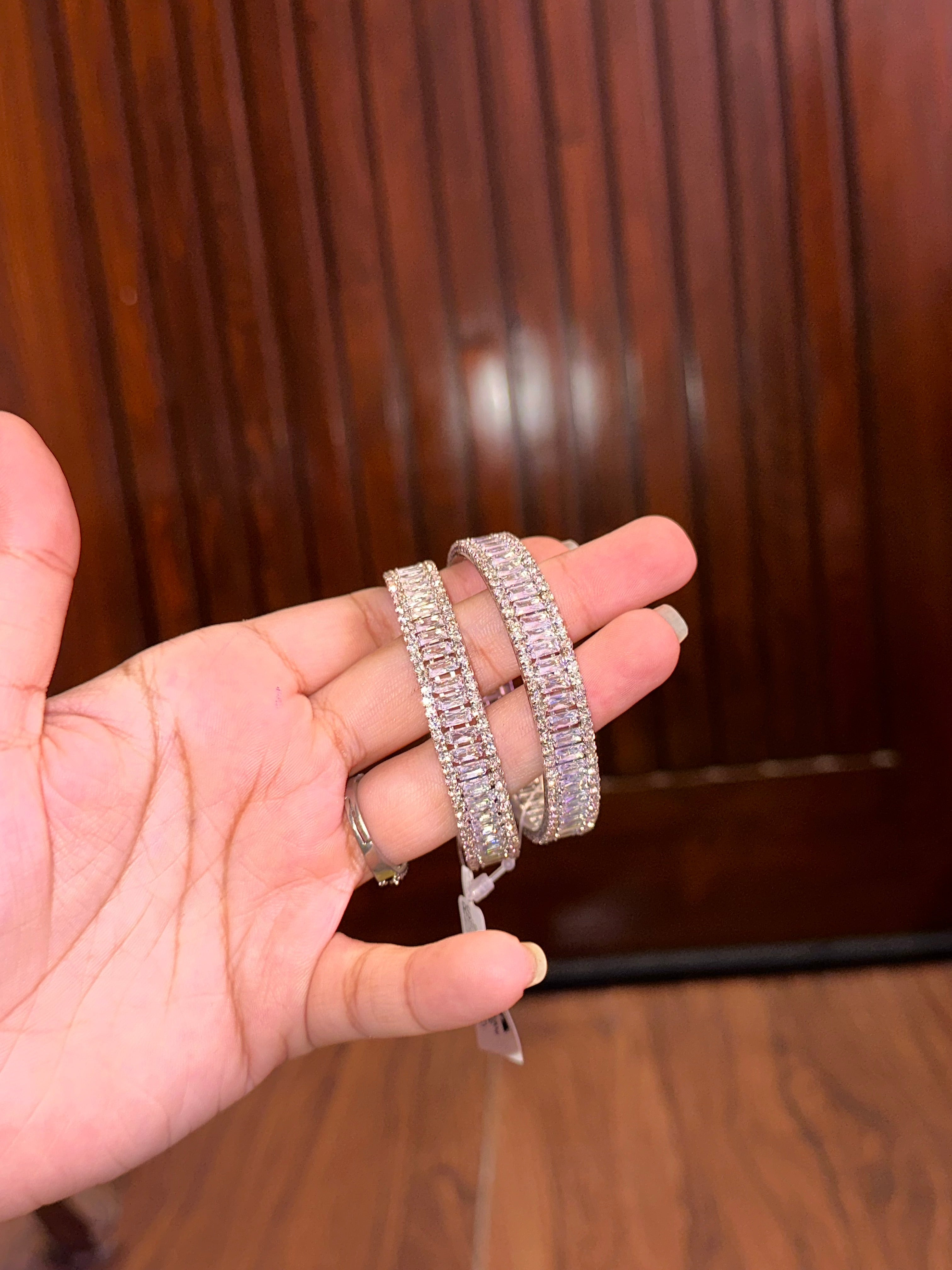 Sparkling Silver Kara Set - Aloro Jewels