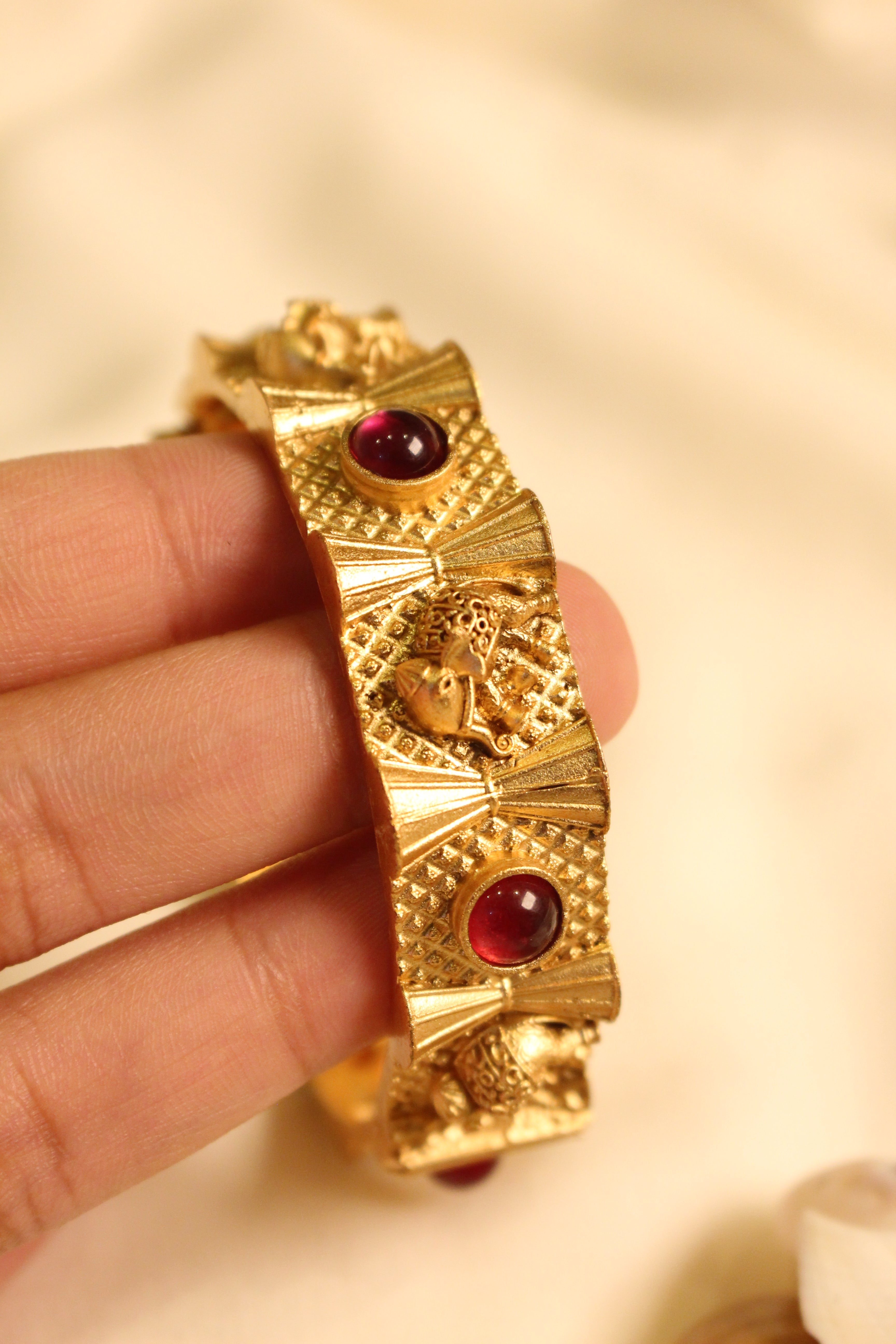 Heritage 65 - Aloro Jewels