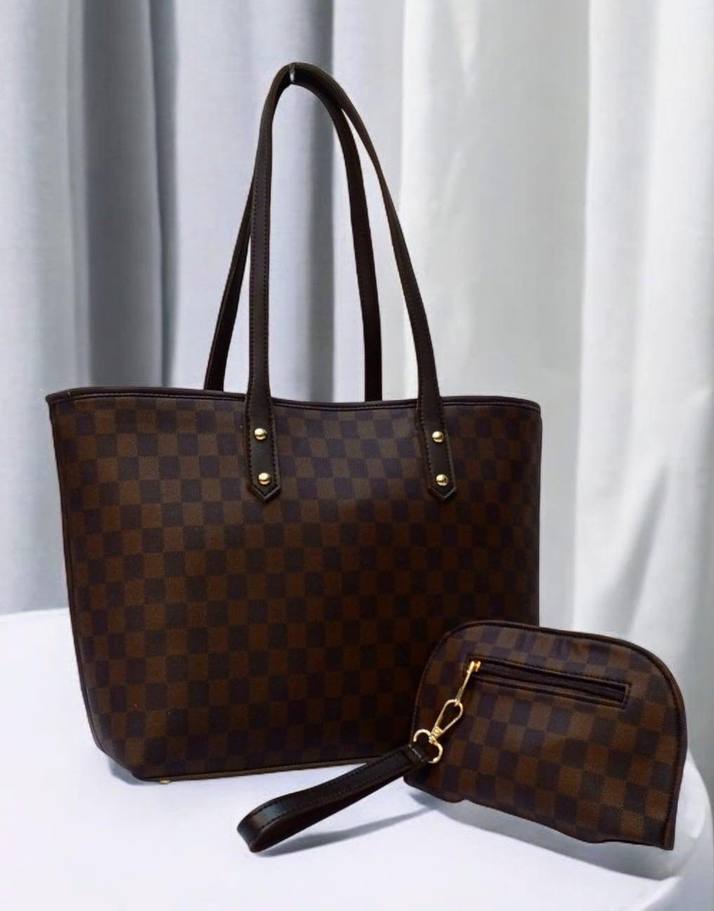 Trendy Totes - Baggage