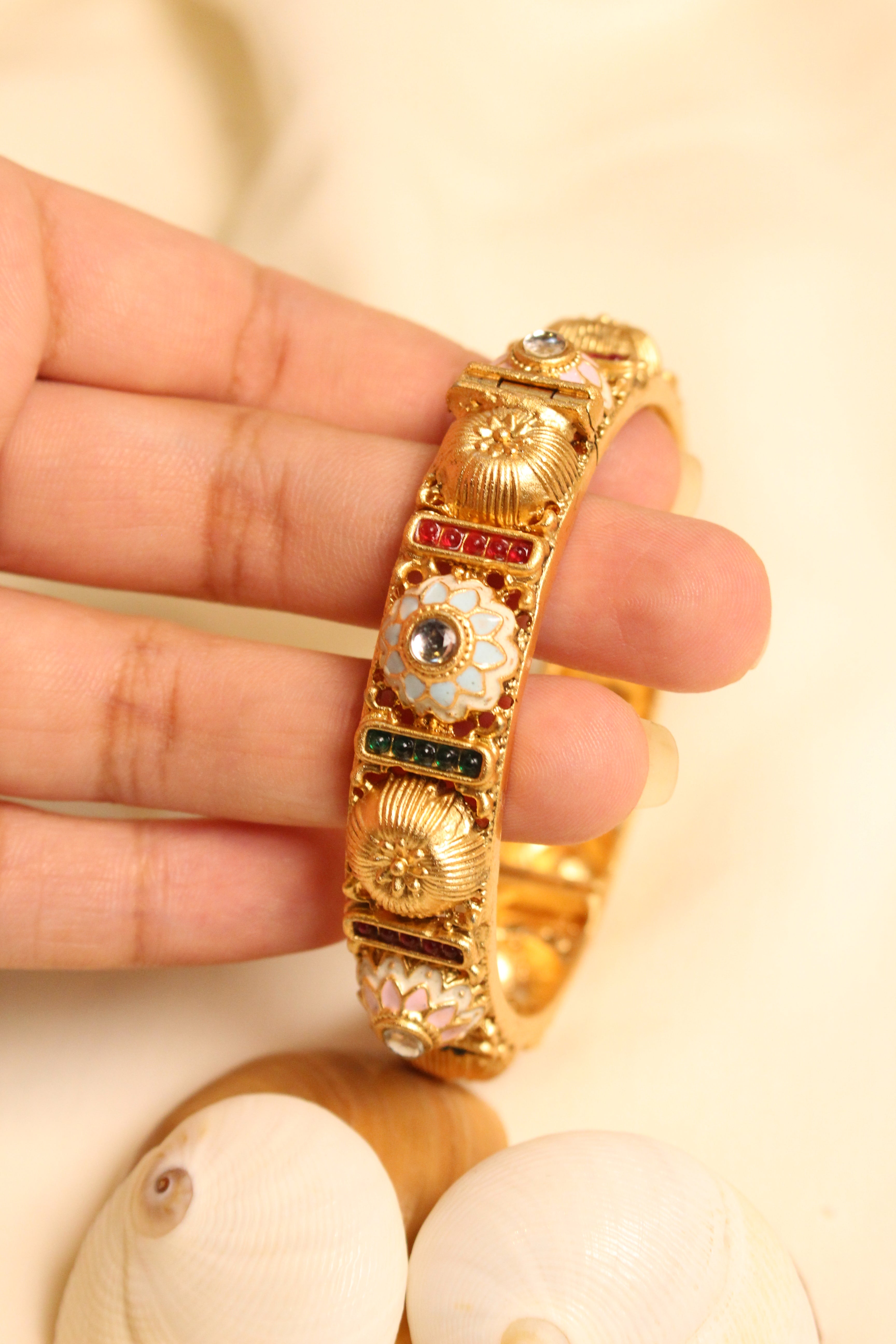 Heritage 23 - Aloro Jewels
