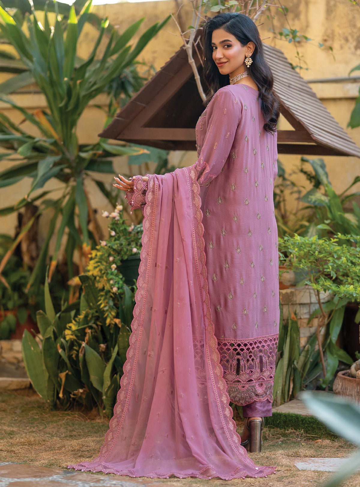 Asmira BN-1039 - 3 Piece Stitched Fancy Heavy Embroidered - Bint-e-Noor