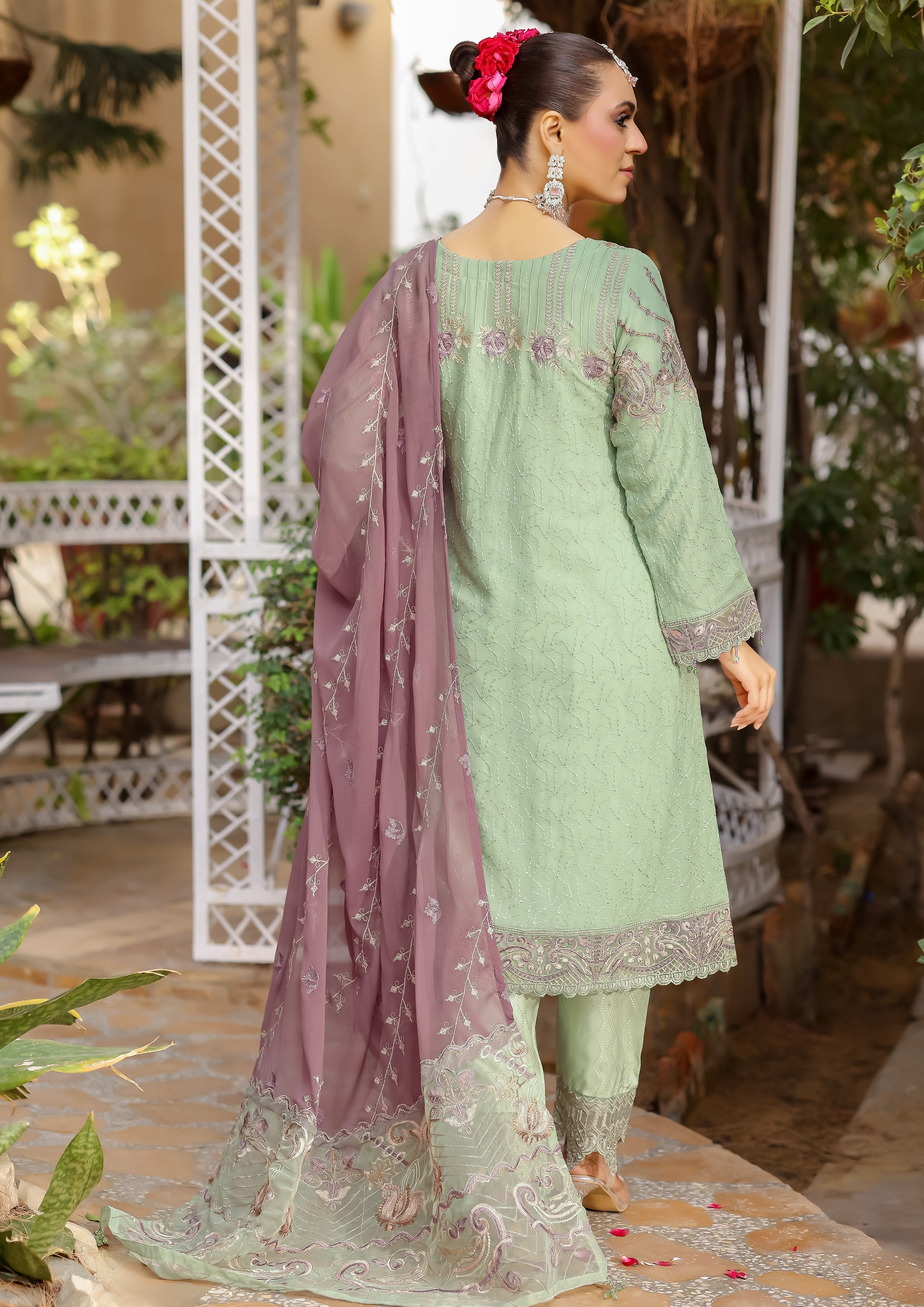 Elva BN-1013 - 3 Piece Stitched Fancy Heavy Embroidered - Bint-e-Noor