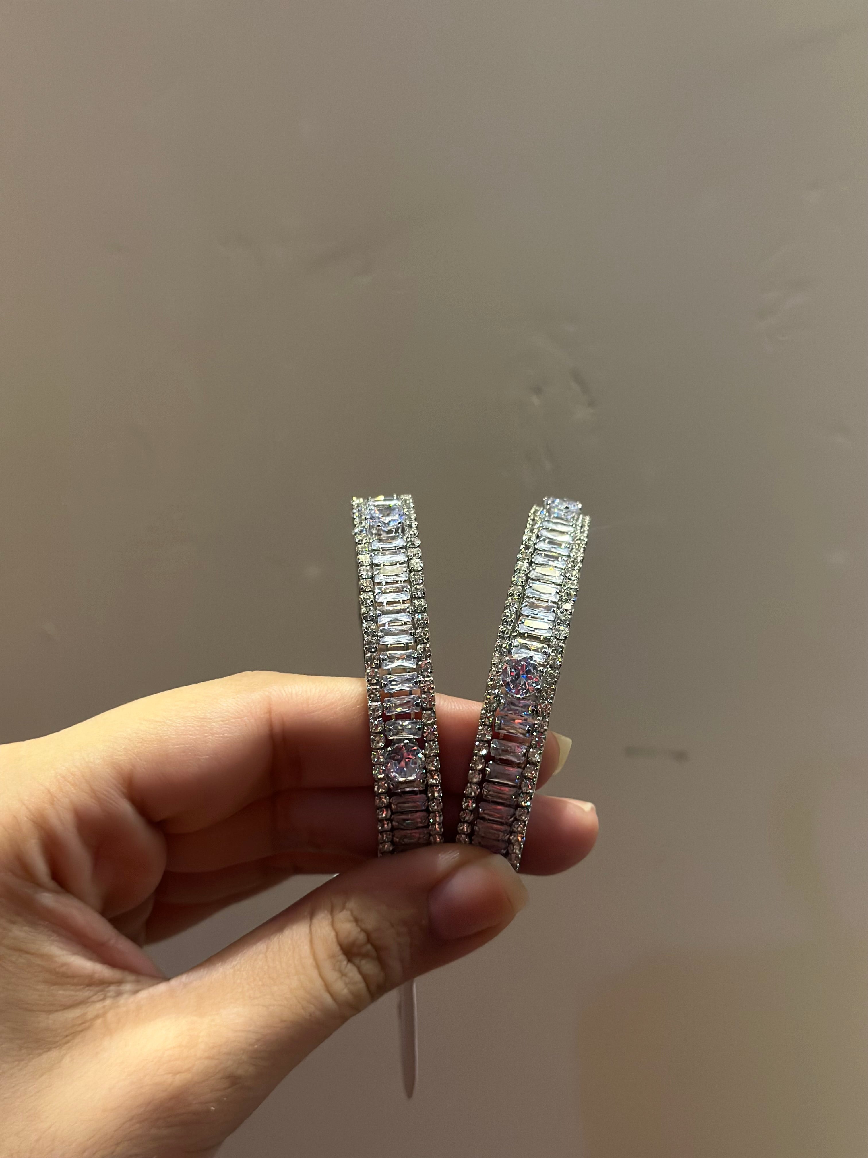 Silver Sparkling Kara Set - Aloro Jewels