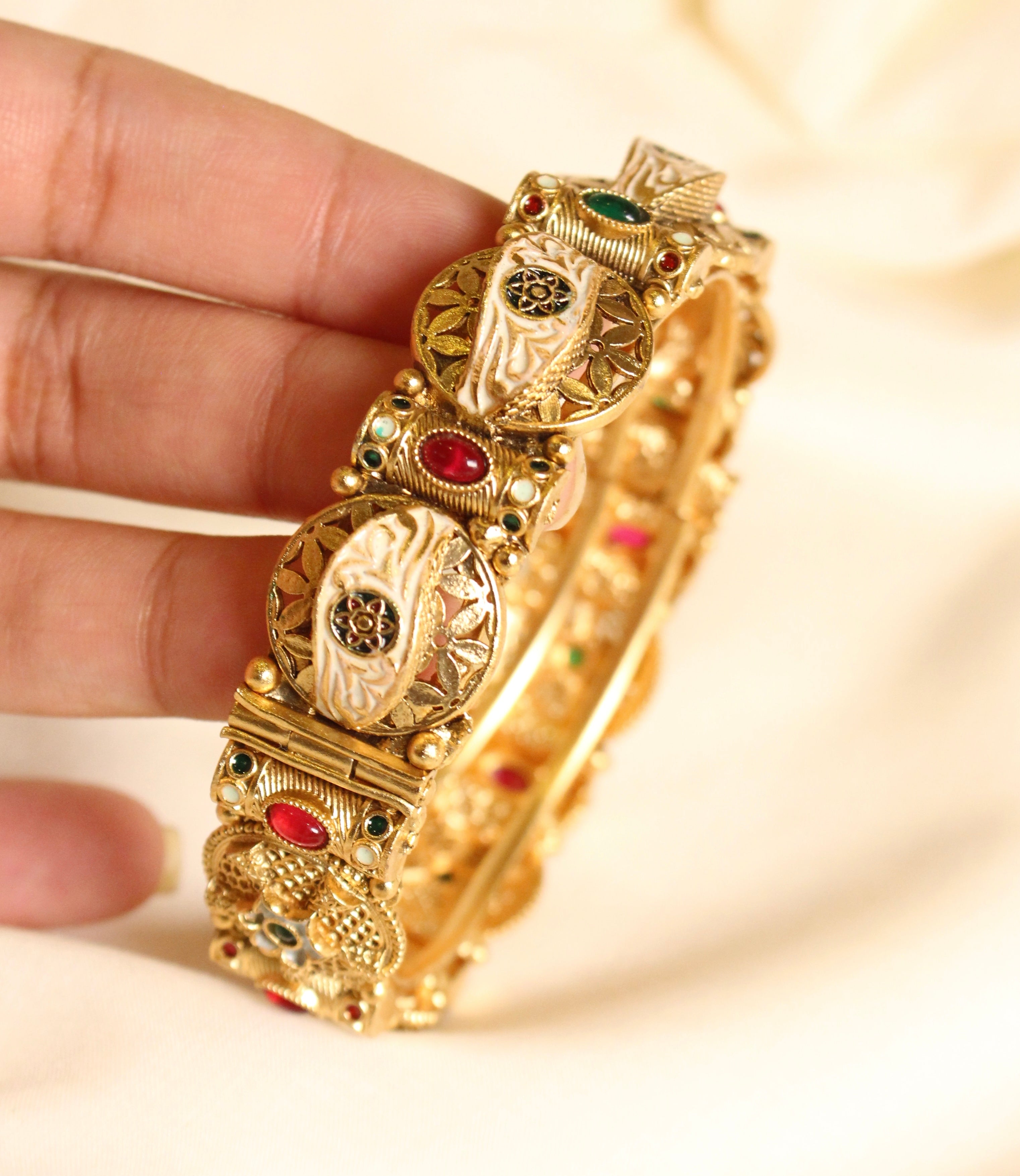 Heritage 53 - Aloro Jewels