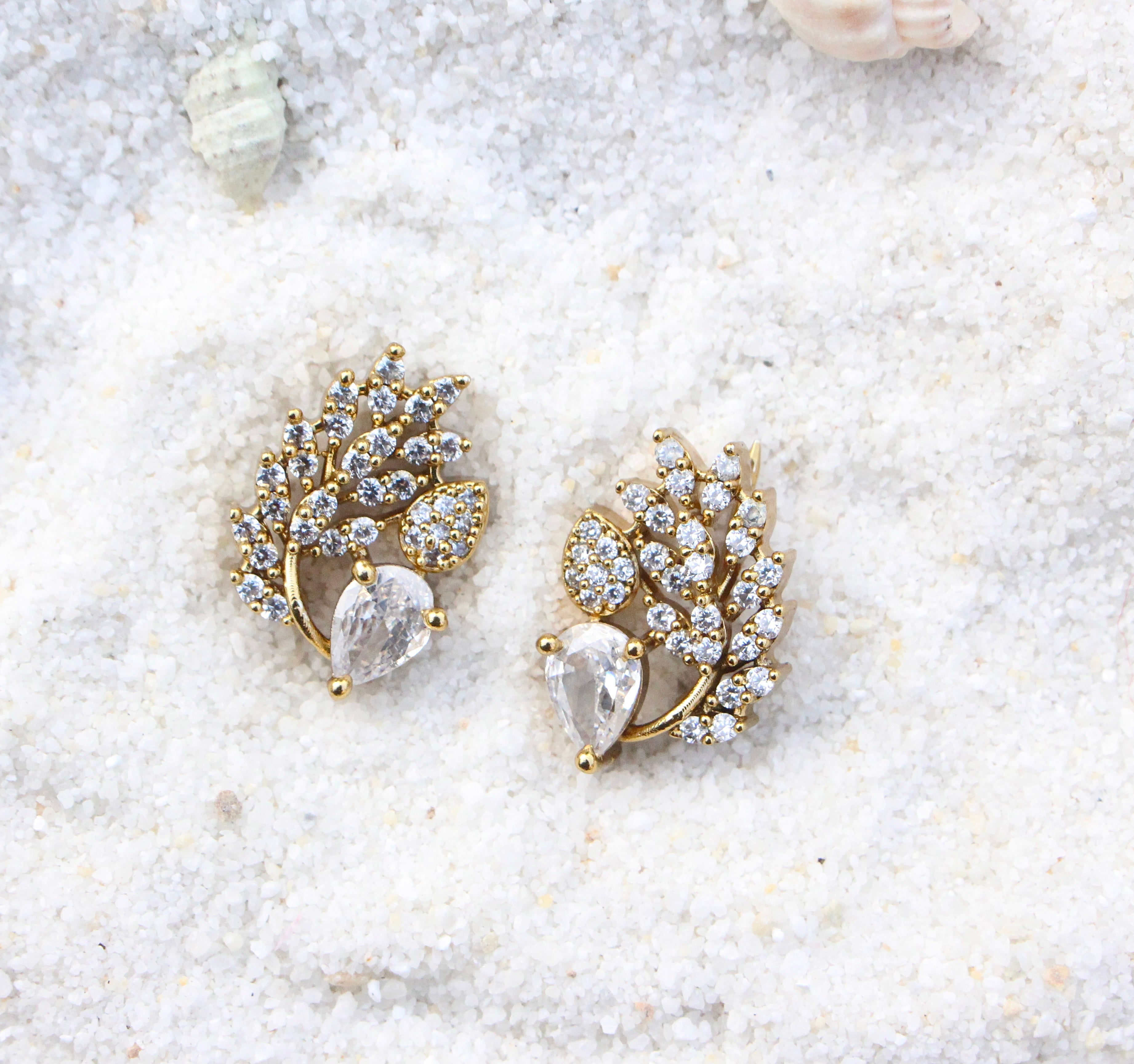Leaf Stud Earrings - Aloro Jewels