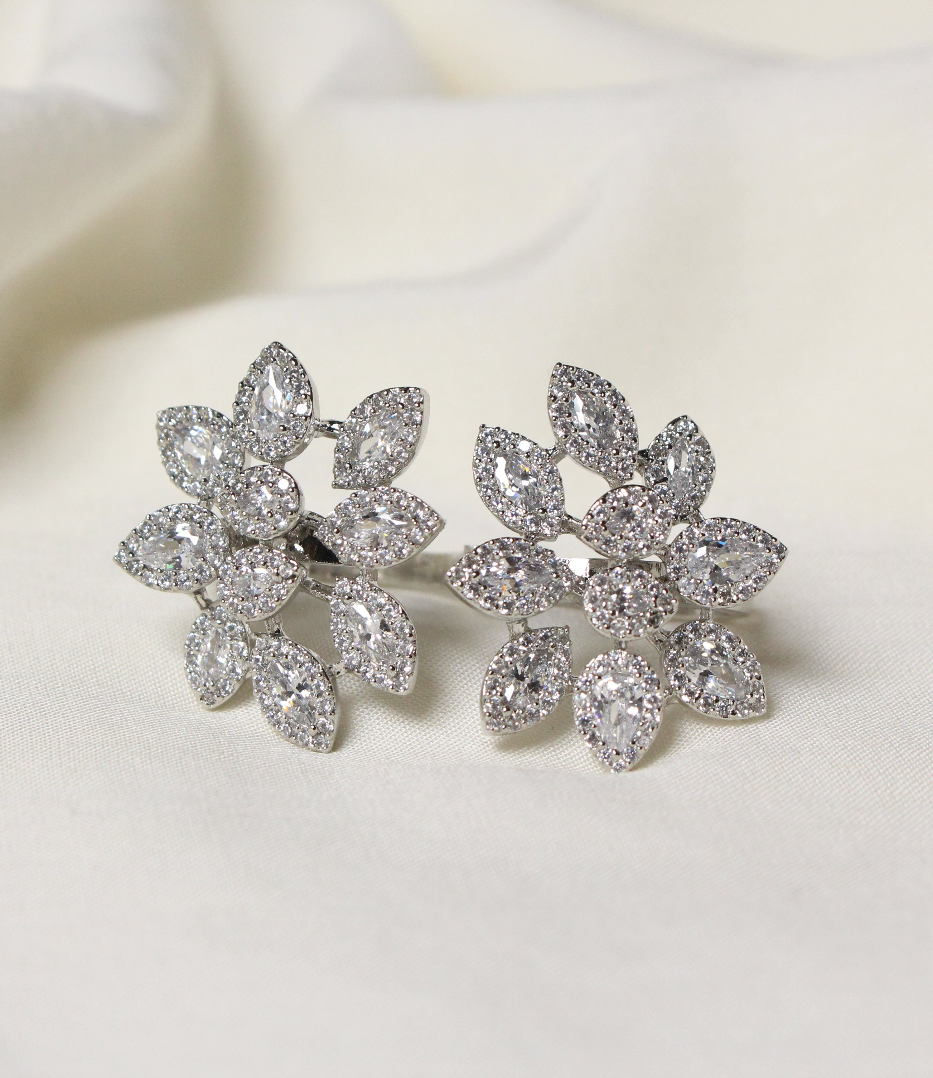 Lotus - Aloro Jewels