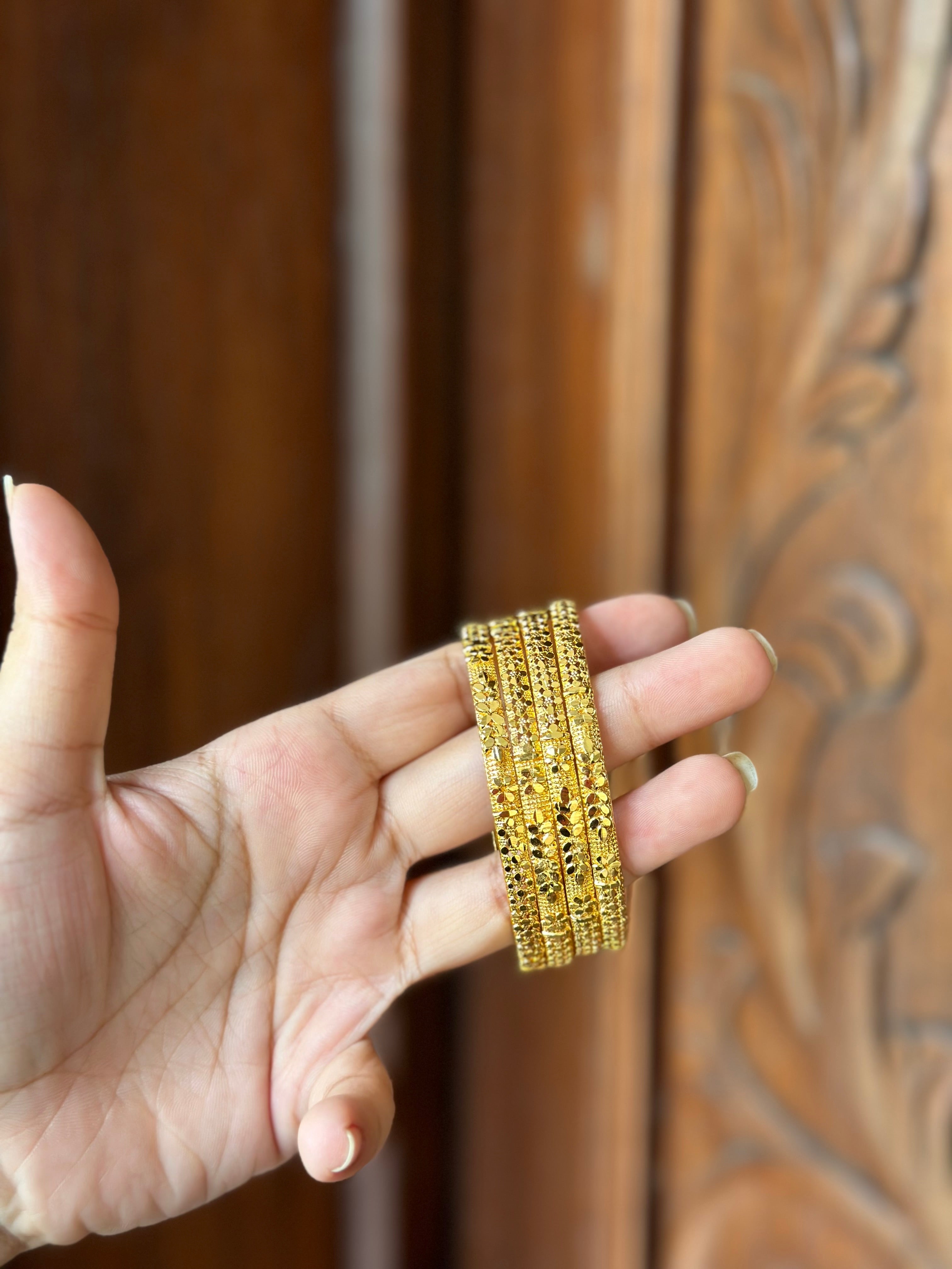 Madrasi Bangles 4Pcs - Aloro Jewels