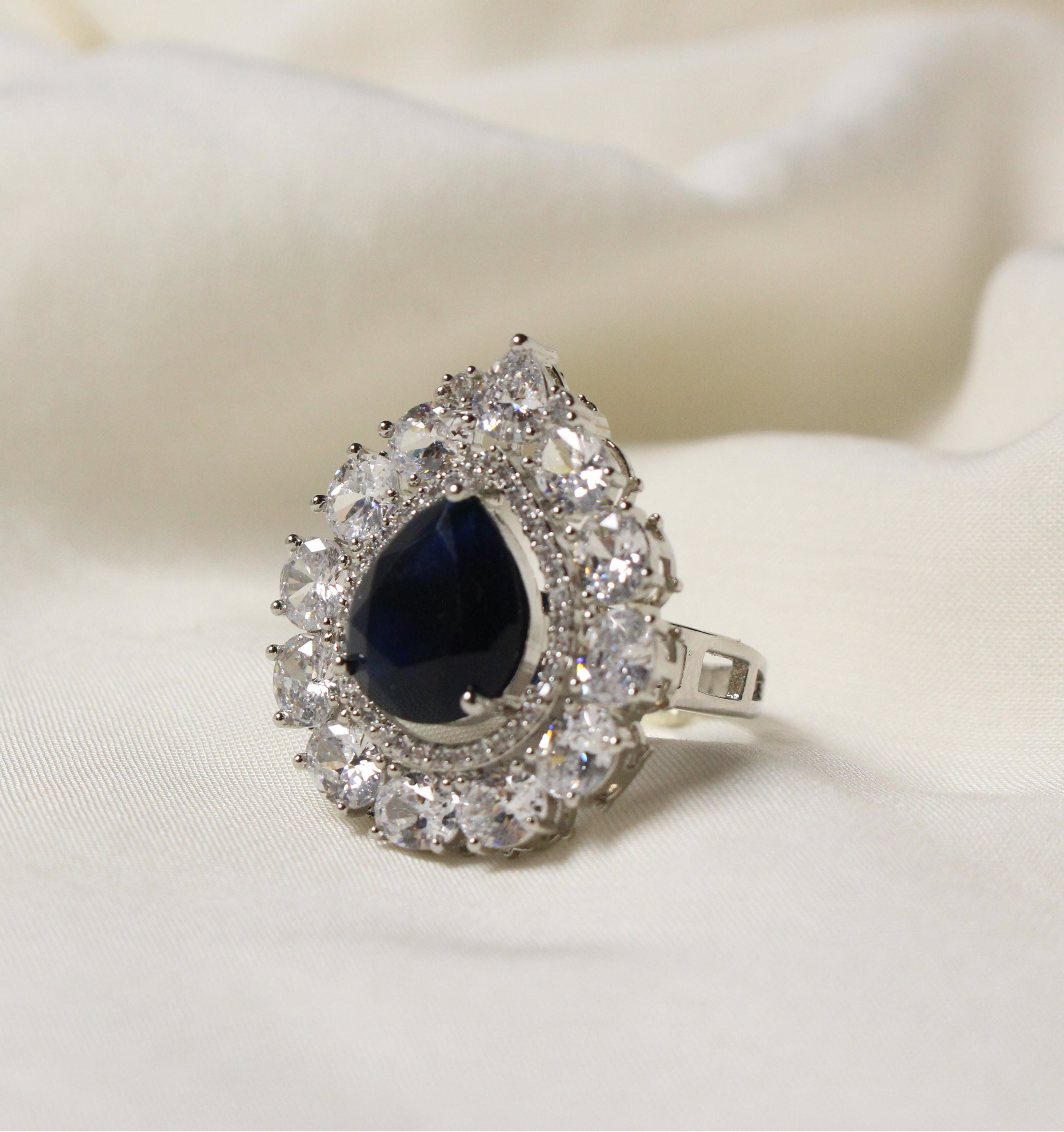 Navy Stone Ring - Aloro Jewels