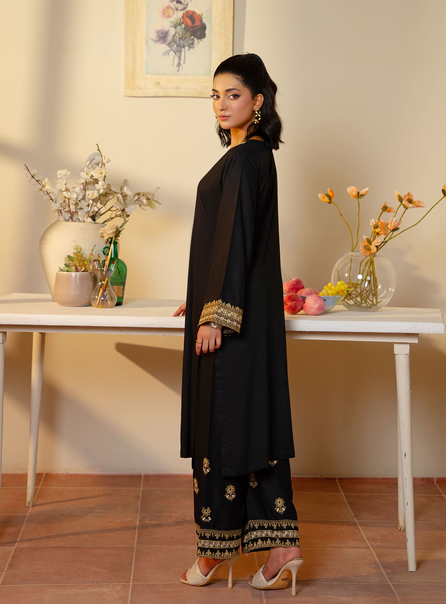 Black Iris - Tawakal Closet