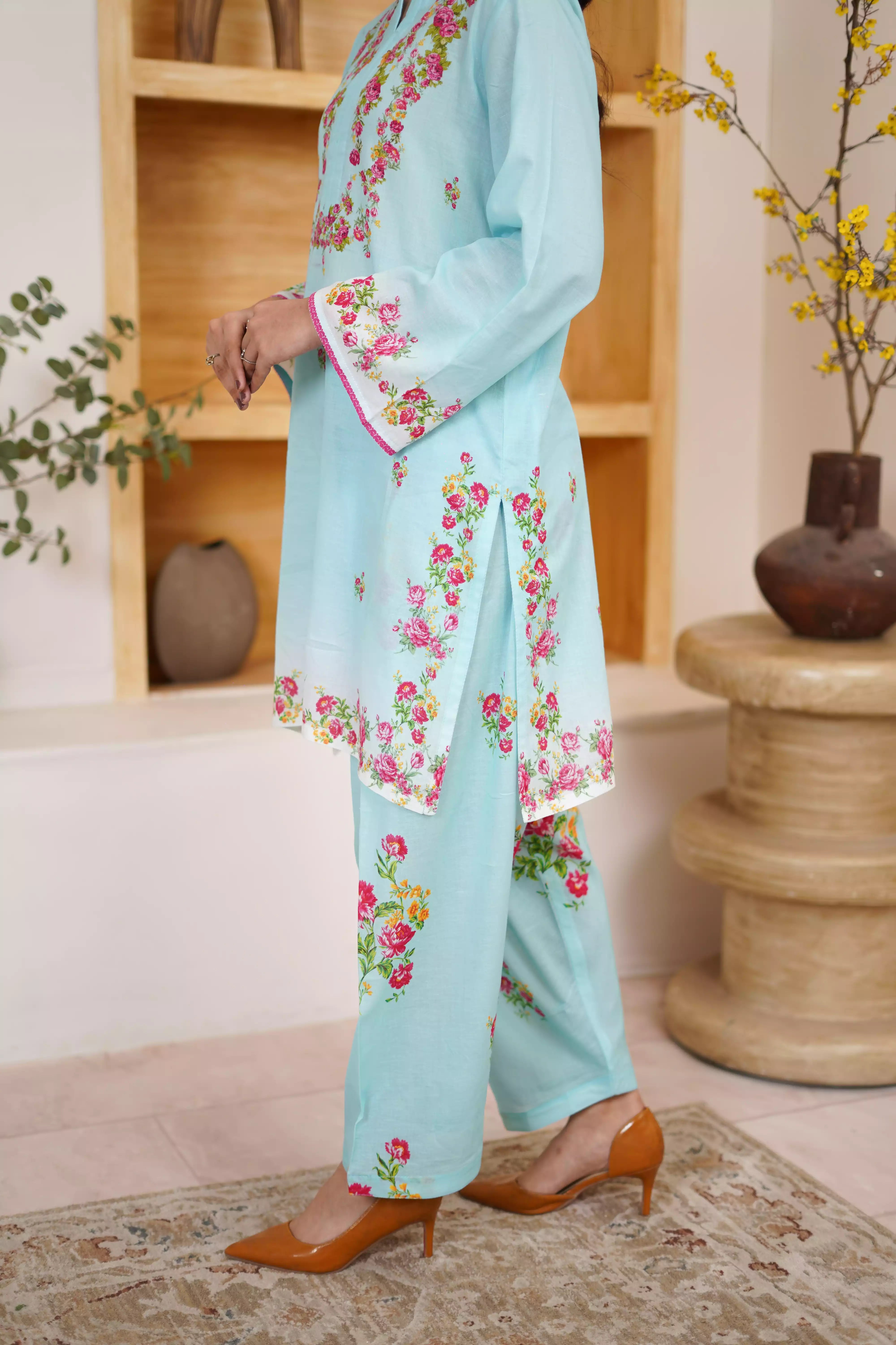 Bluebell Blossom - Lawn - Eleganza