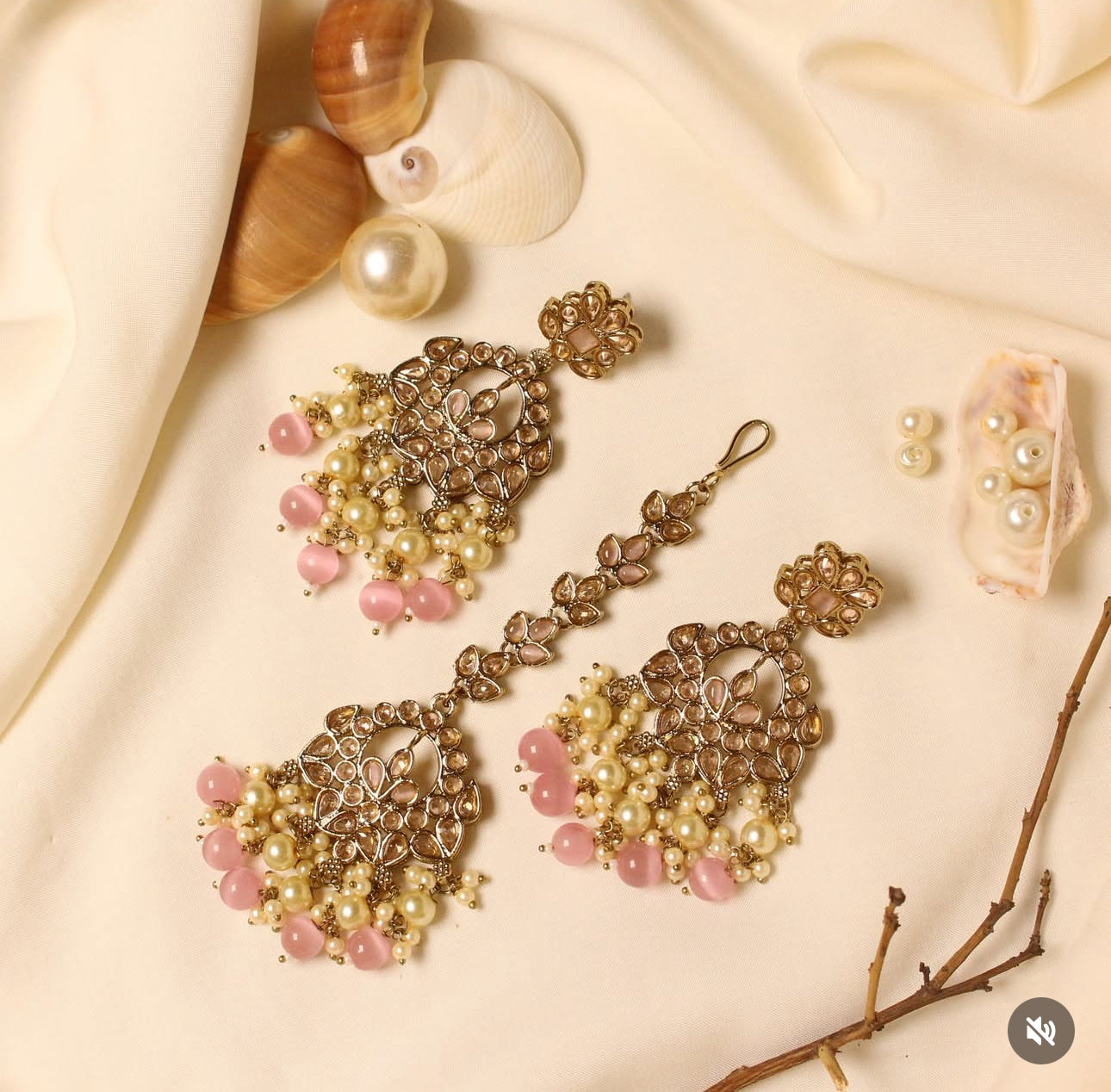 Polki Earrings And Maangteeka - Aloro Jewels