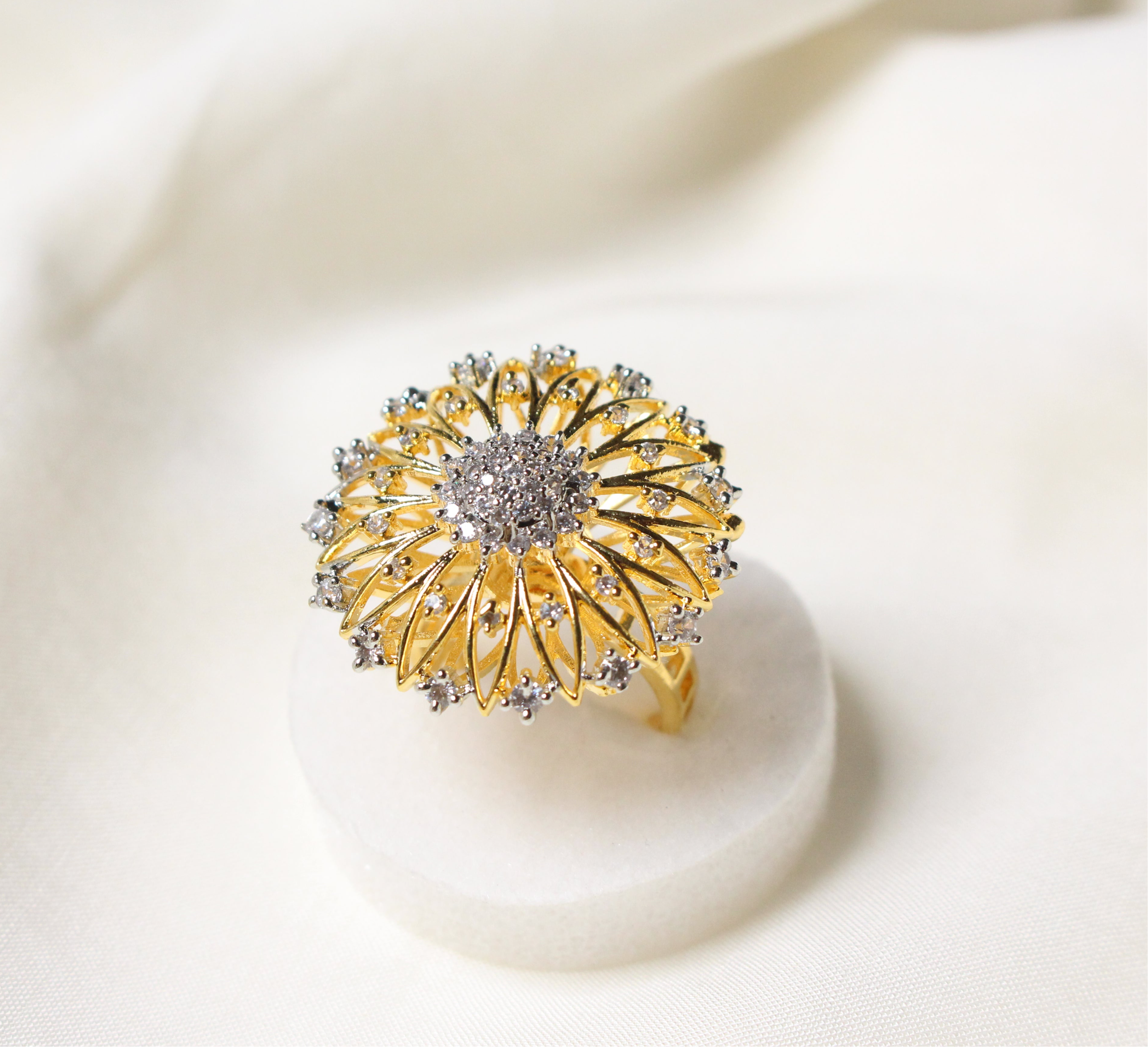 Sunflower Ring - Aloro Jewels