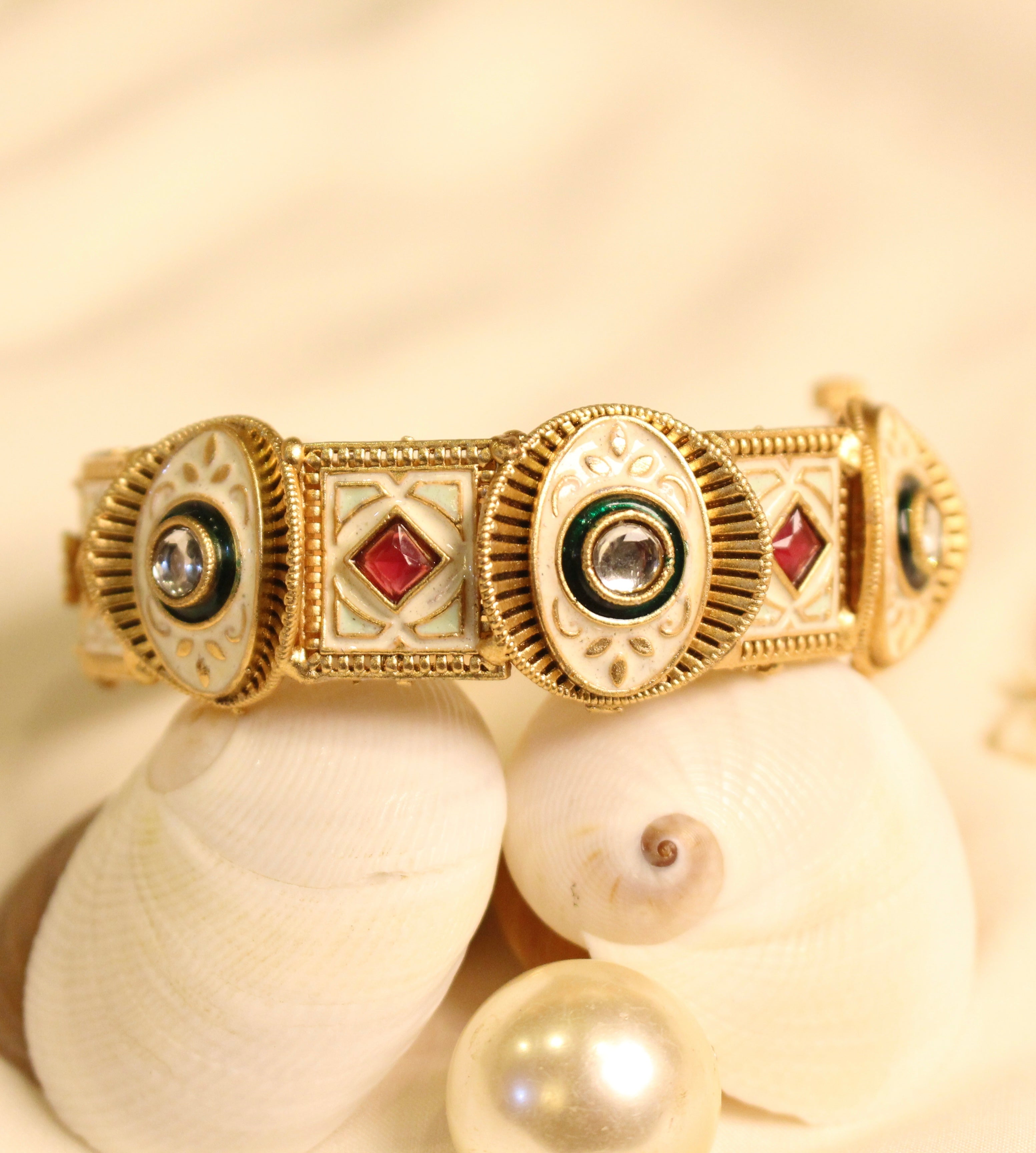 Heritage 62 - Aloro Jewels