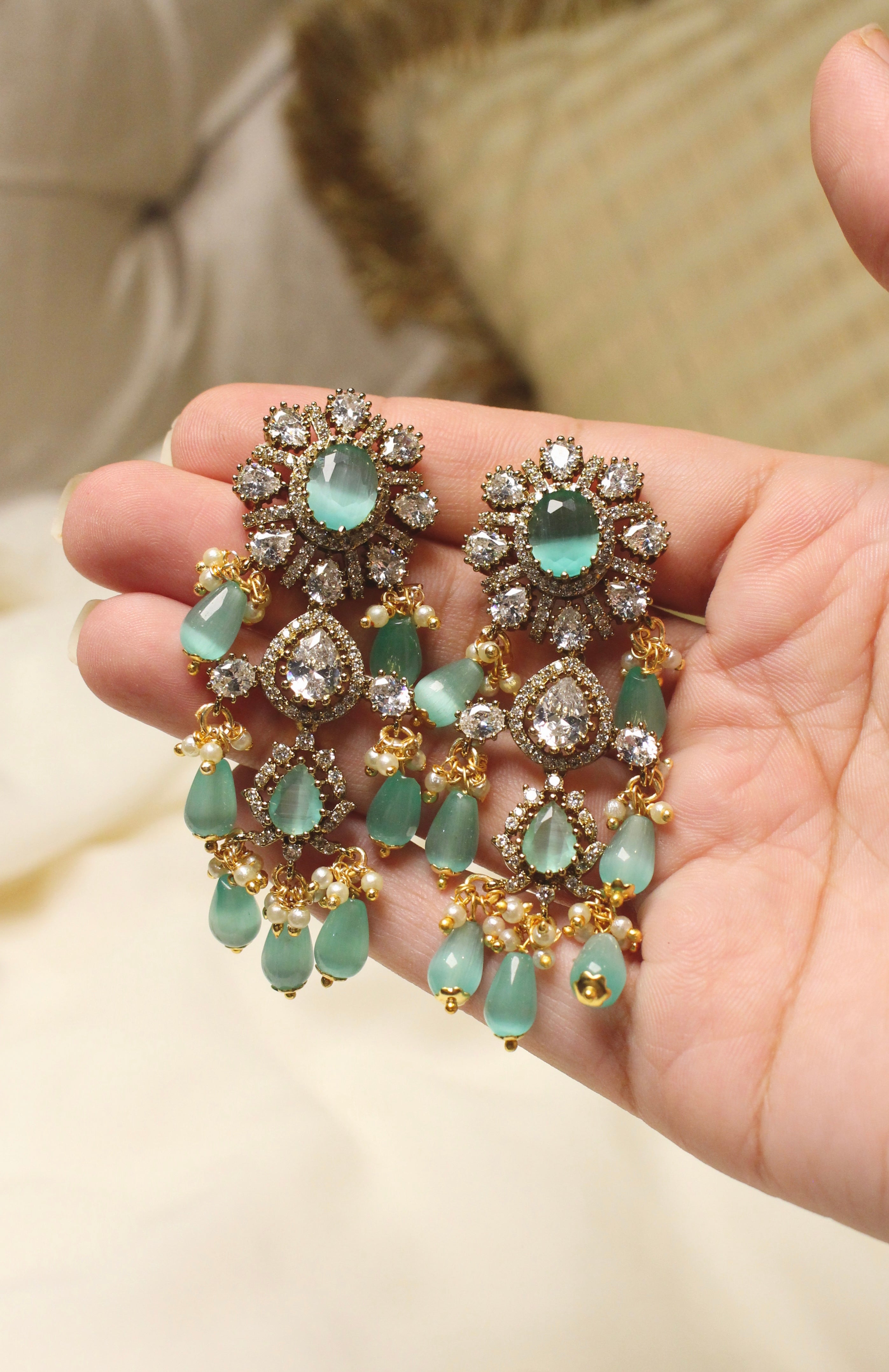 Mossinate Diamond Earrings - Aloro Jewels