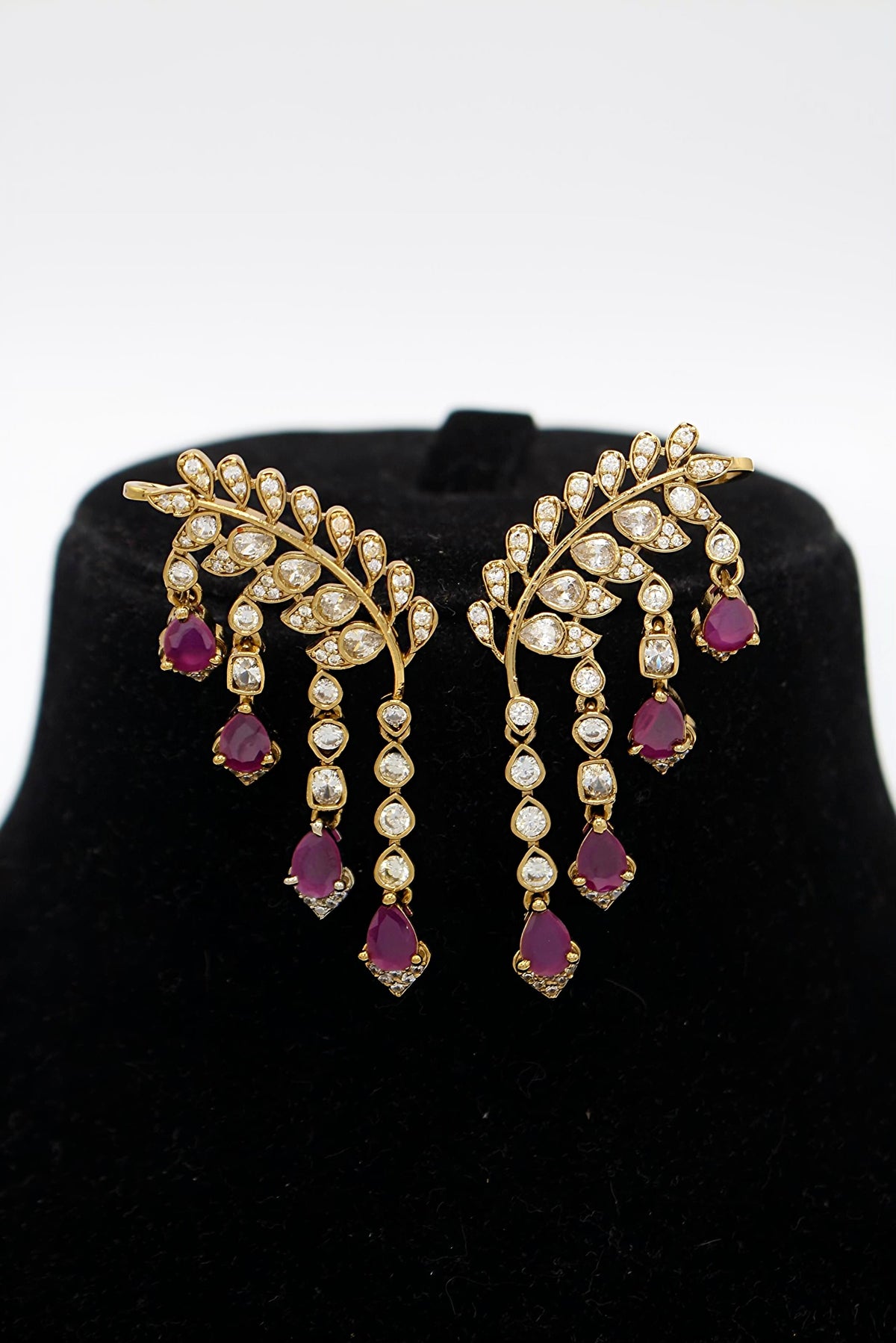 Chandelier Kundan Earcuff - Aloro Jewels