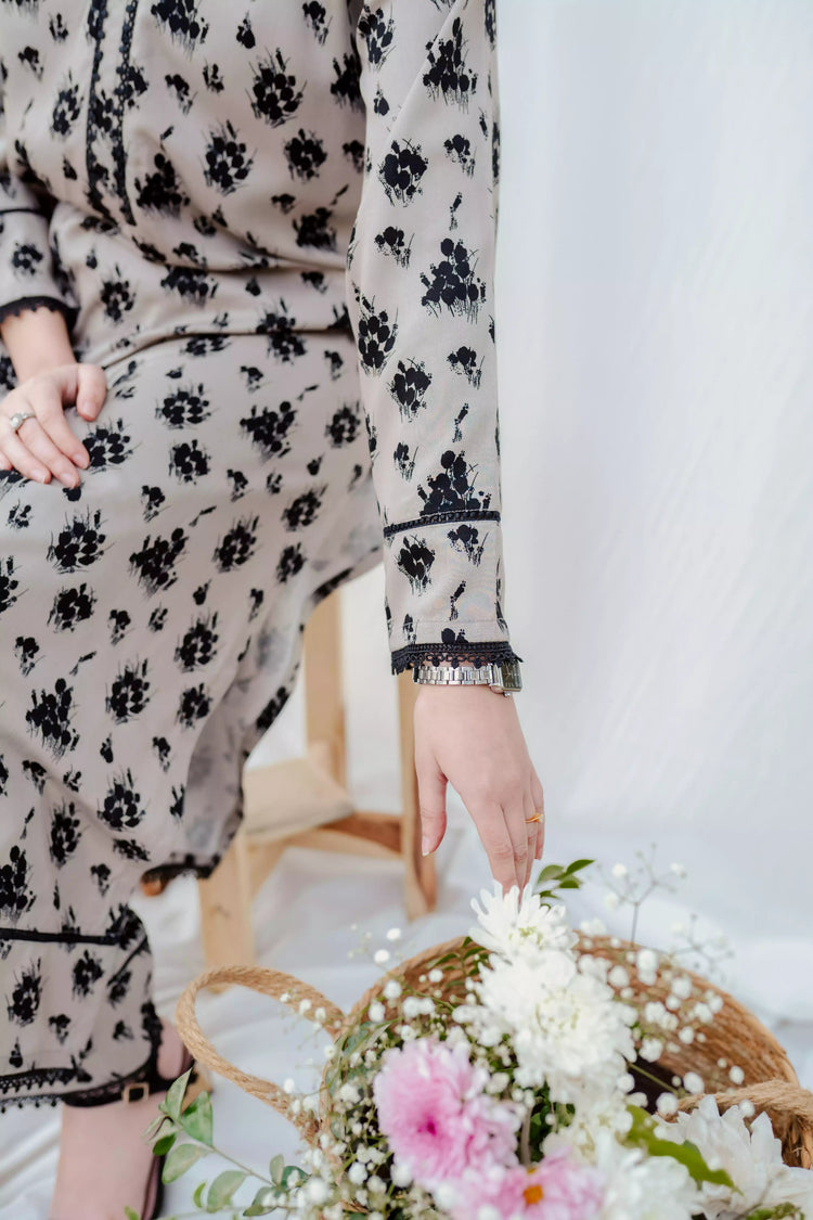 Beige and Black Printed - Eleganza