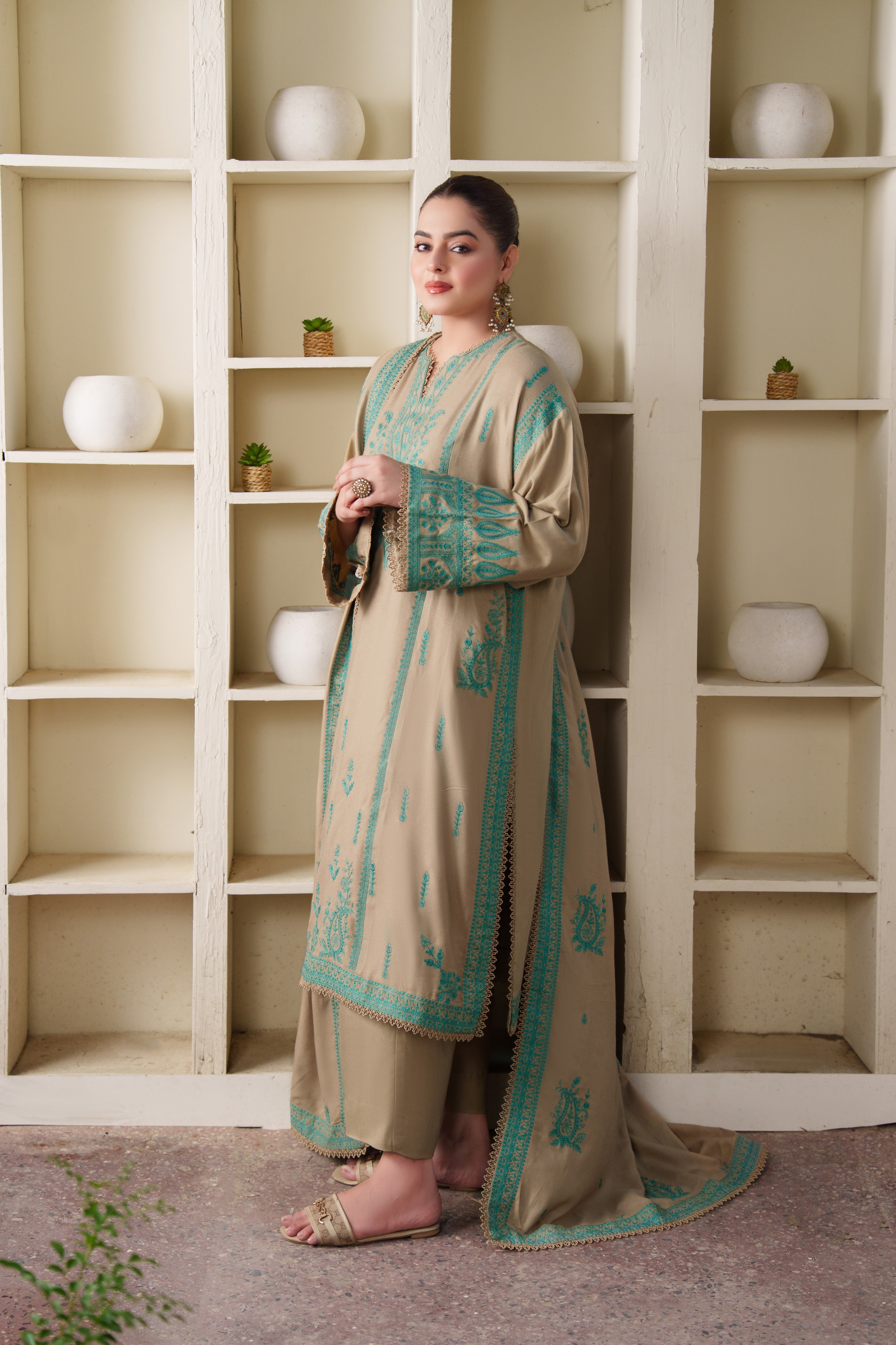 Kashish-e-Kora 3Piece Stitched - Tawakal Closet