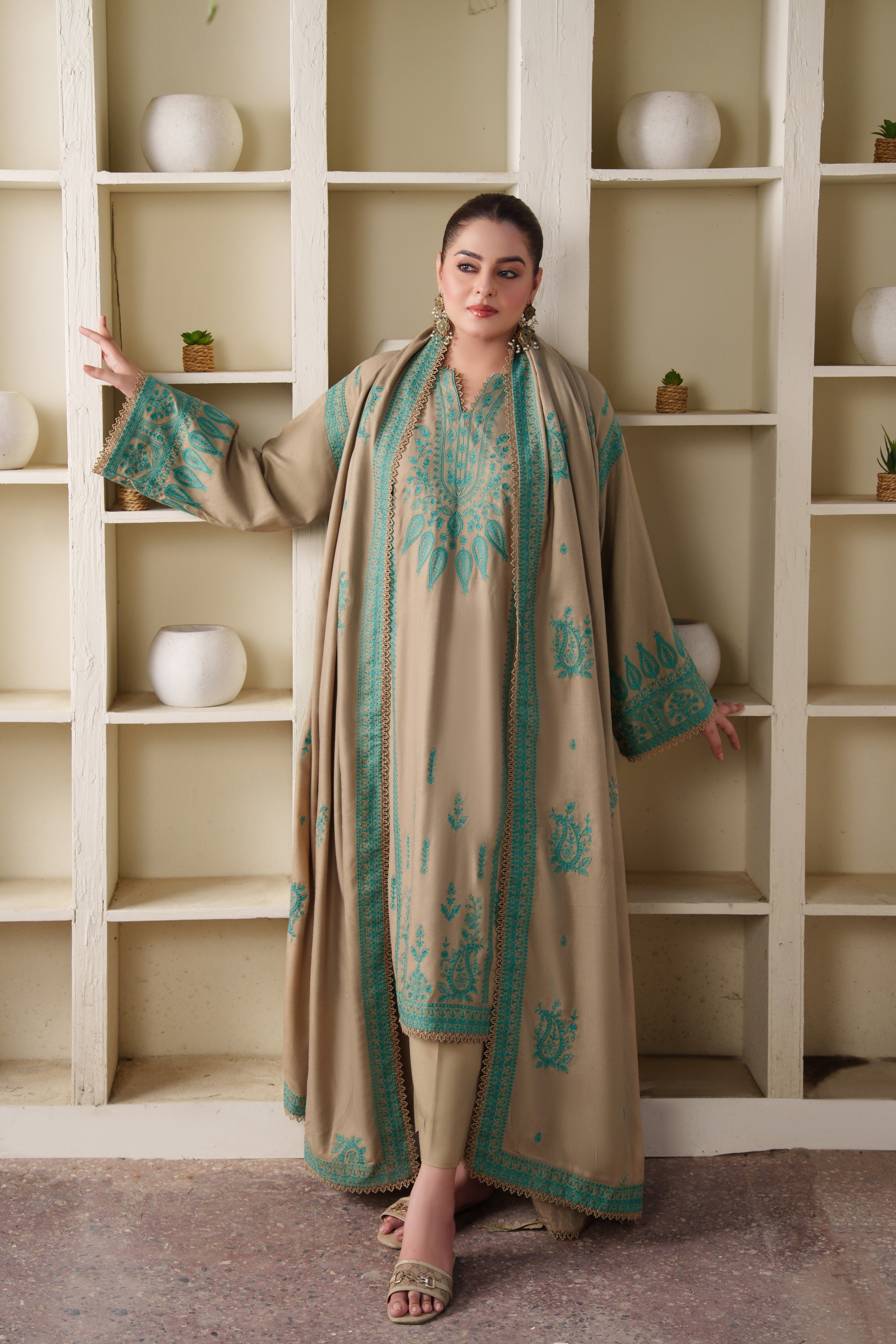 Kashish-e-Kora 3Piece Stitched - Tawakal Closet