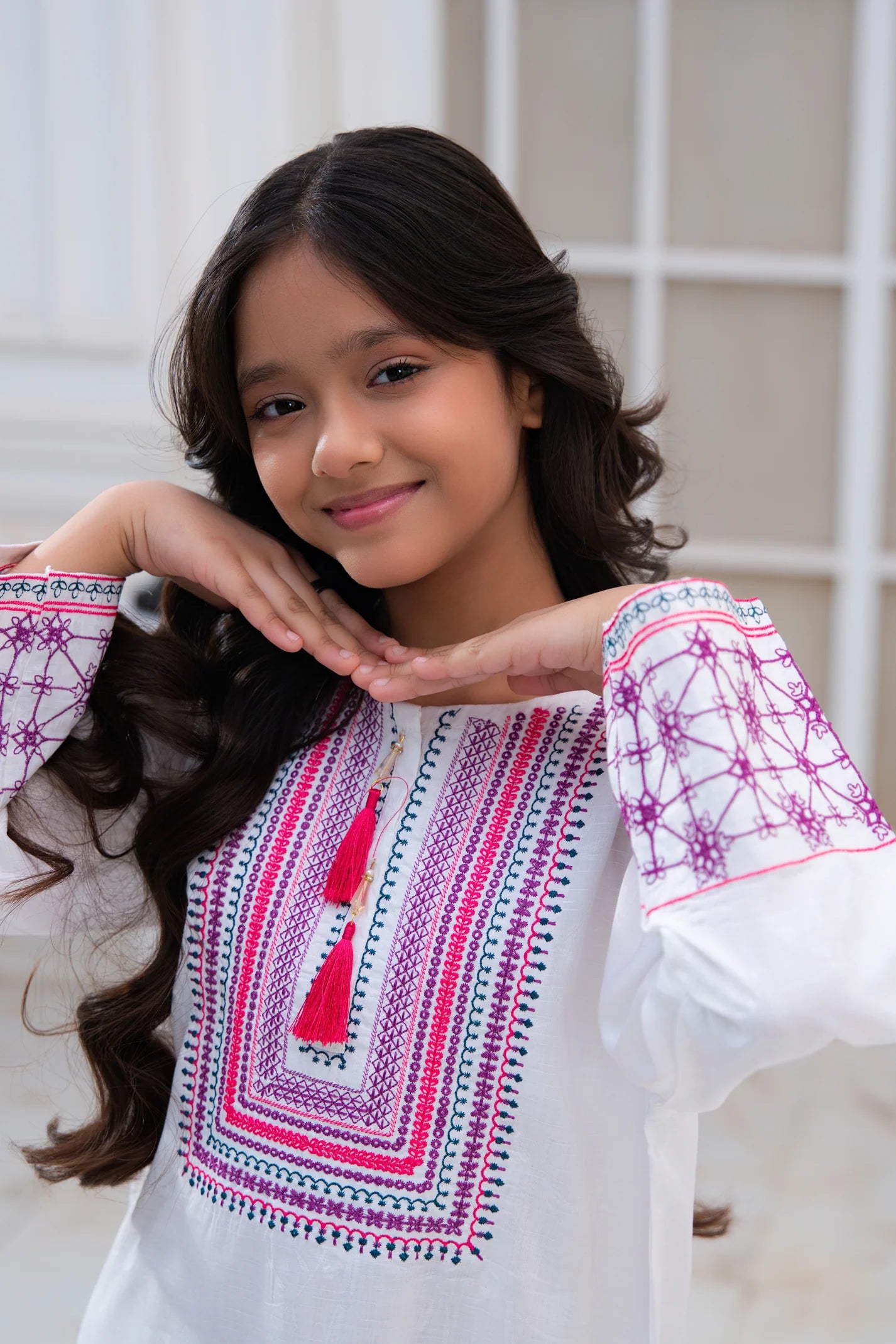 Embroidered Cotton Suit - Crimson Thread - Rangooz