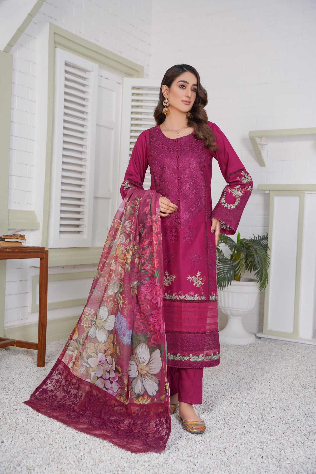 PRET Luxury Embroidered - 3 PC - Threads & Weaves