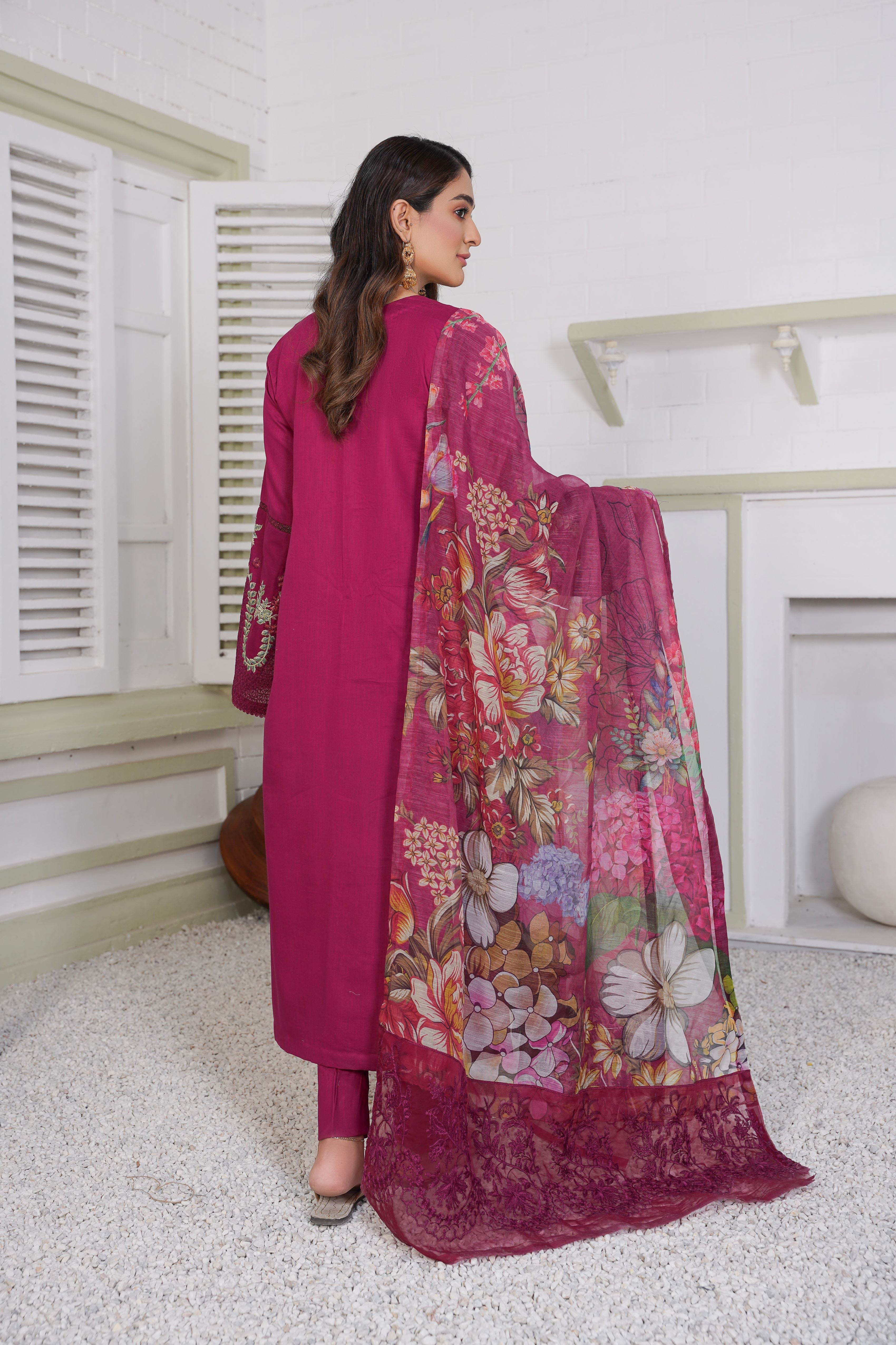 PRET Luxury Embroidered - 3 PC - Threads & Weaves