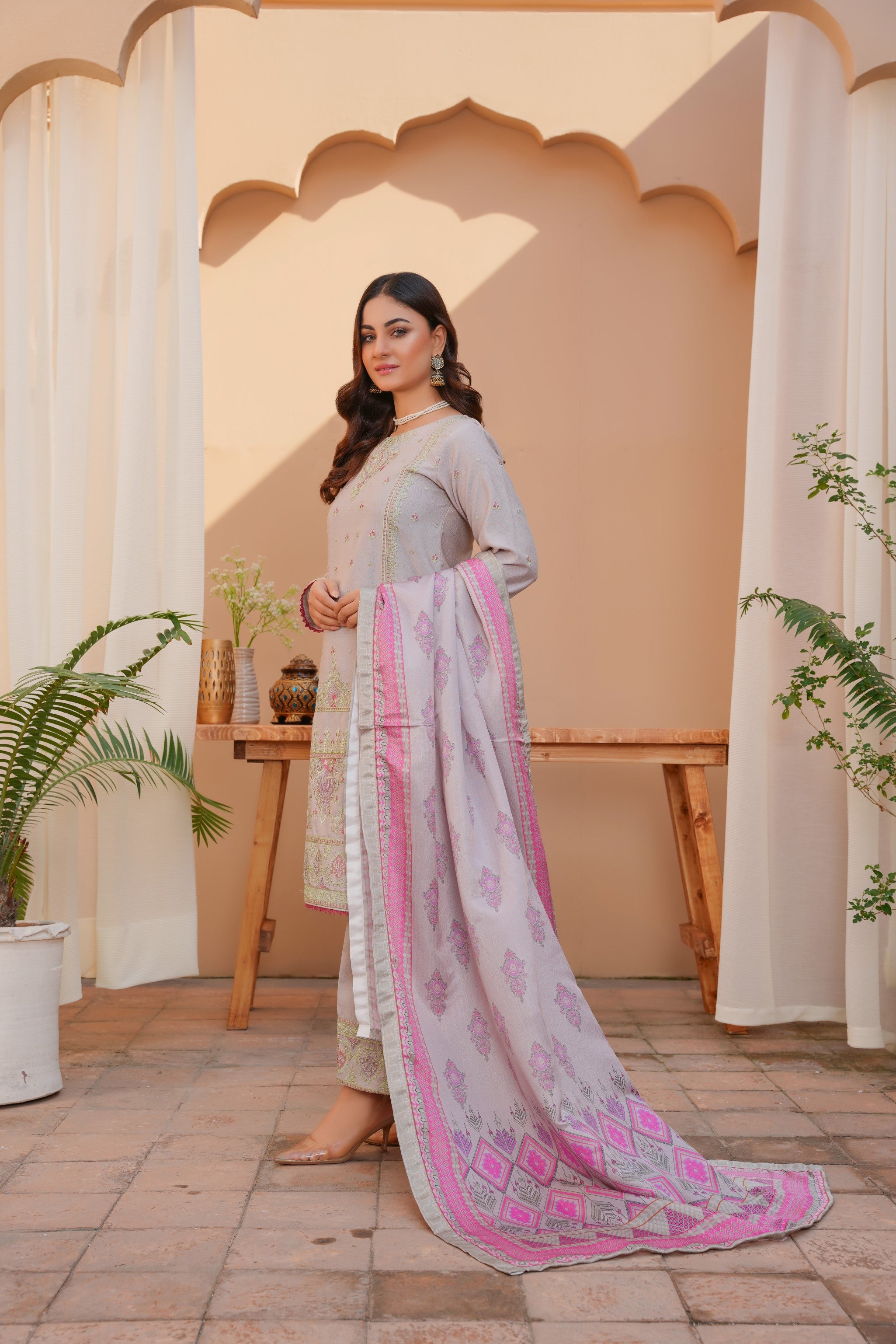 3 PC - Embroidered Karandi Pret - Threads & Weaves