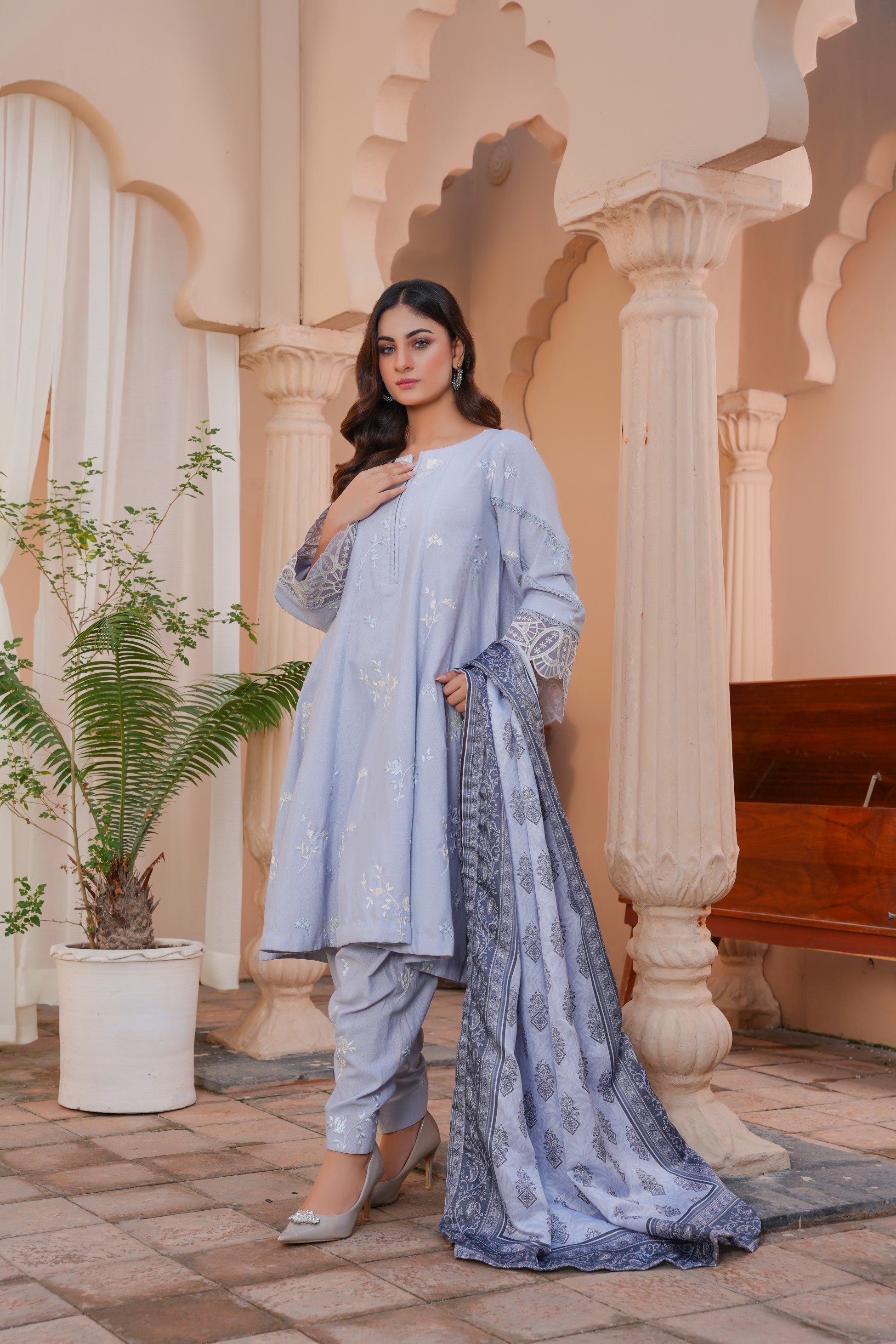 3 PC - Embroidered Karandi Pret - Threads & Weaves