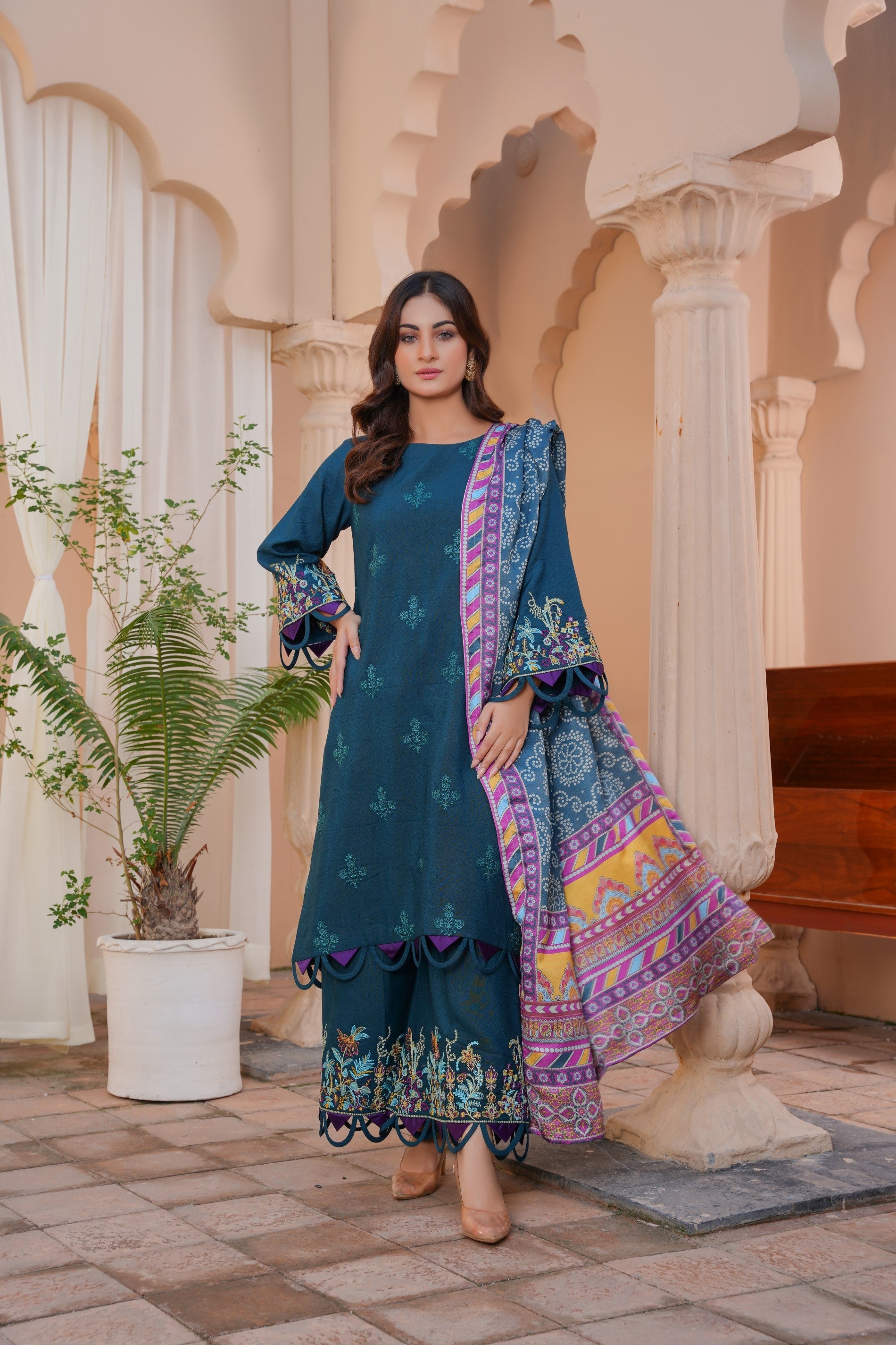3 PC - Embroidered Karandi Pret - Threads & Weaves
