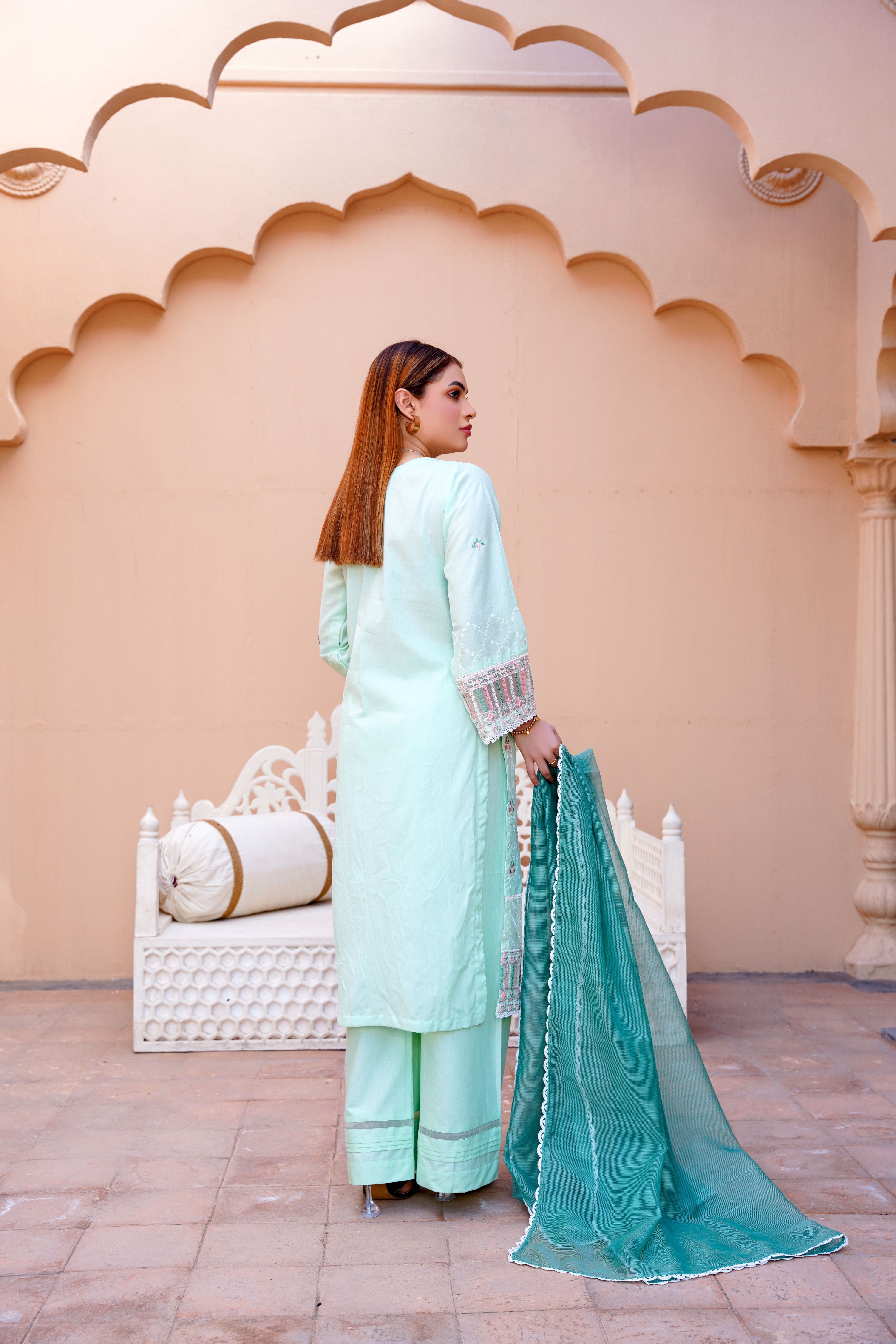 3 PC Embroidered Lawn Dress - Threads & Weaves
