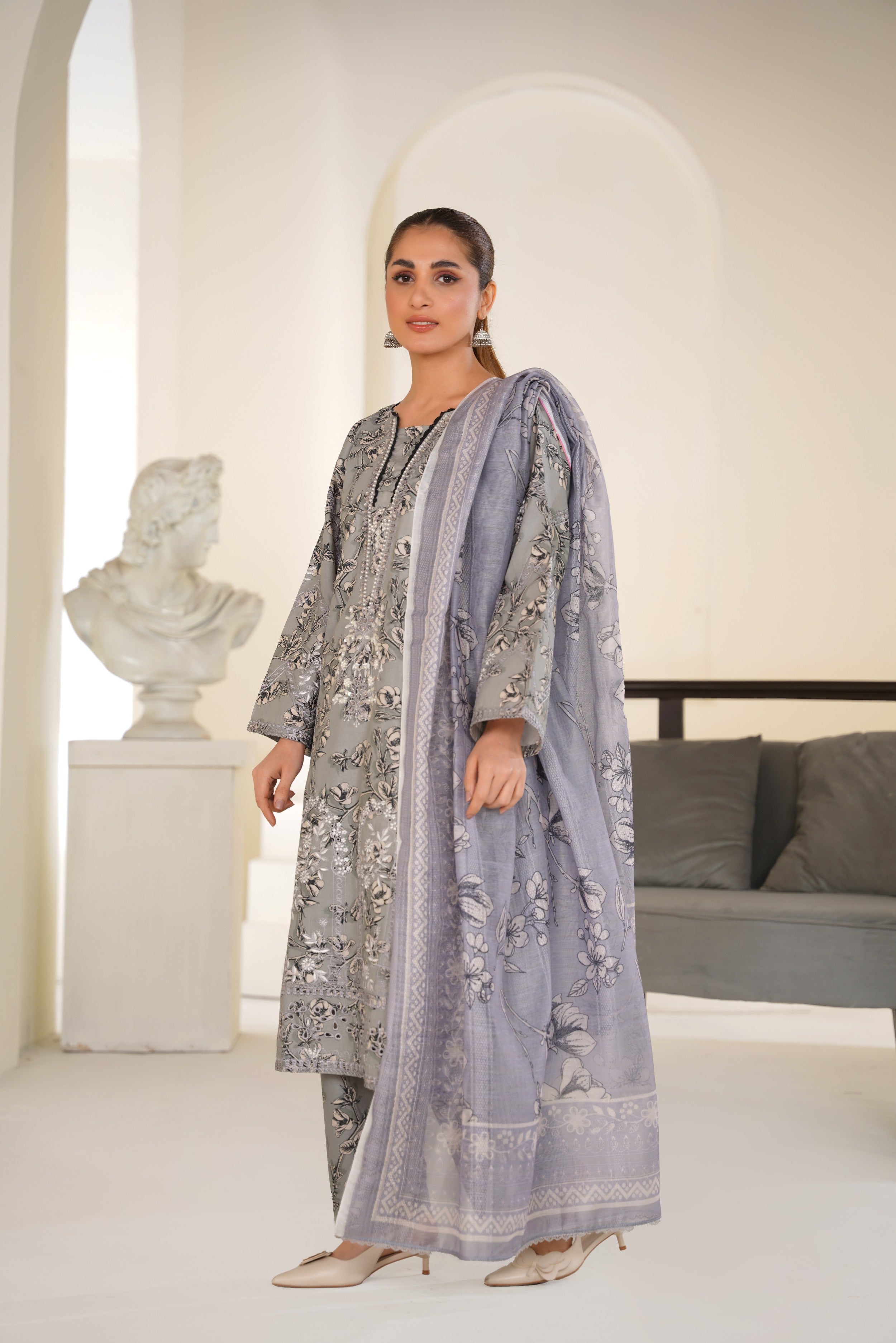 Silver Mist Embroidered Lawn Ready to Wear 3PC - Threads & Weaves