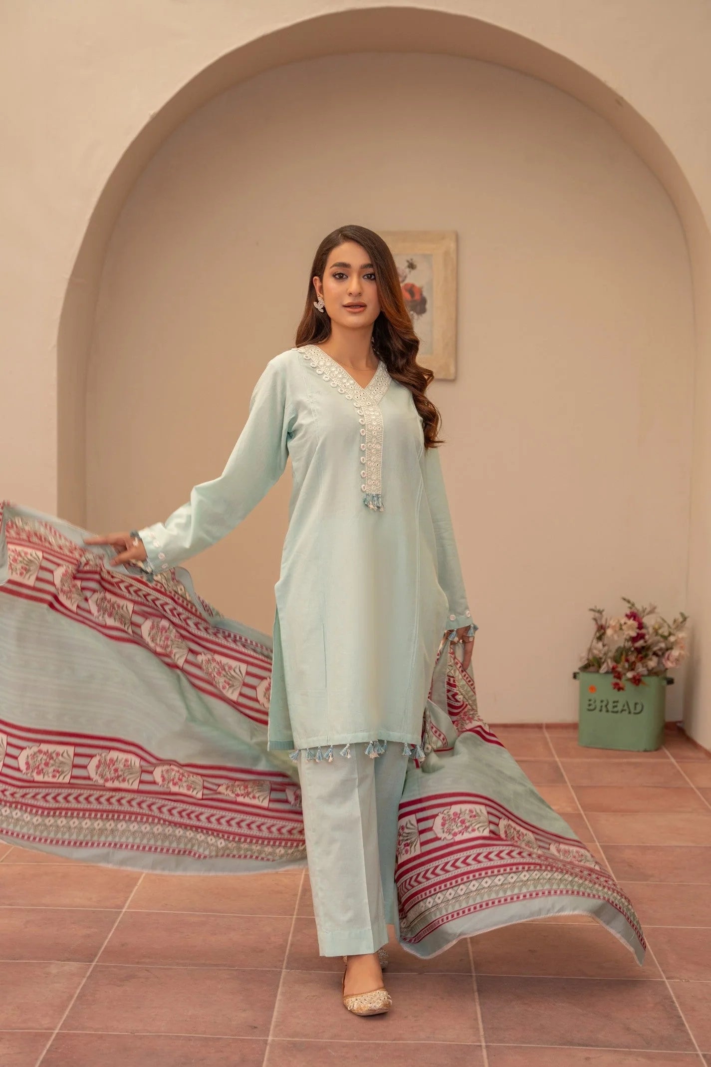 ICE BLUE - Sit-ul-Banat