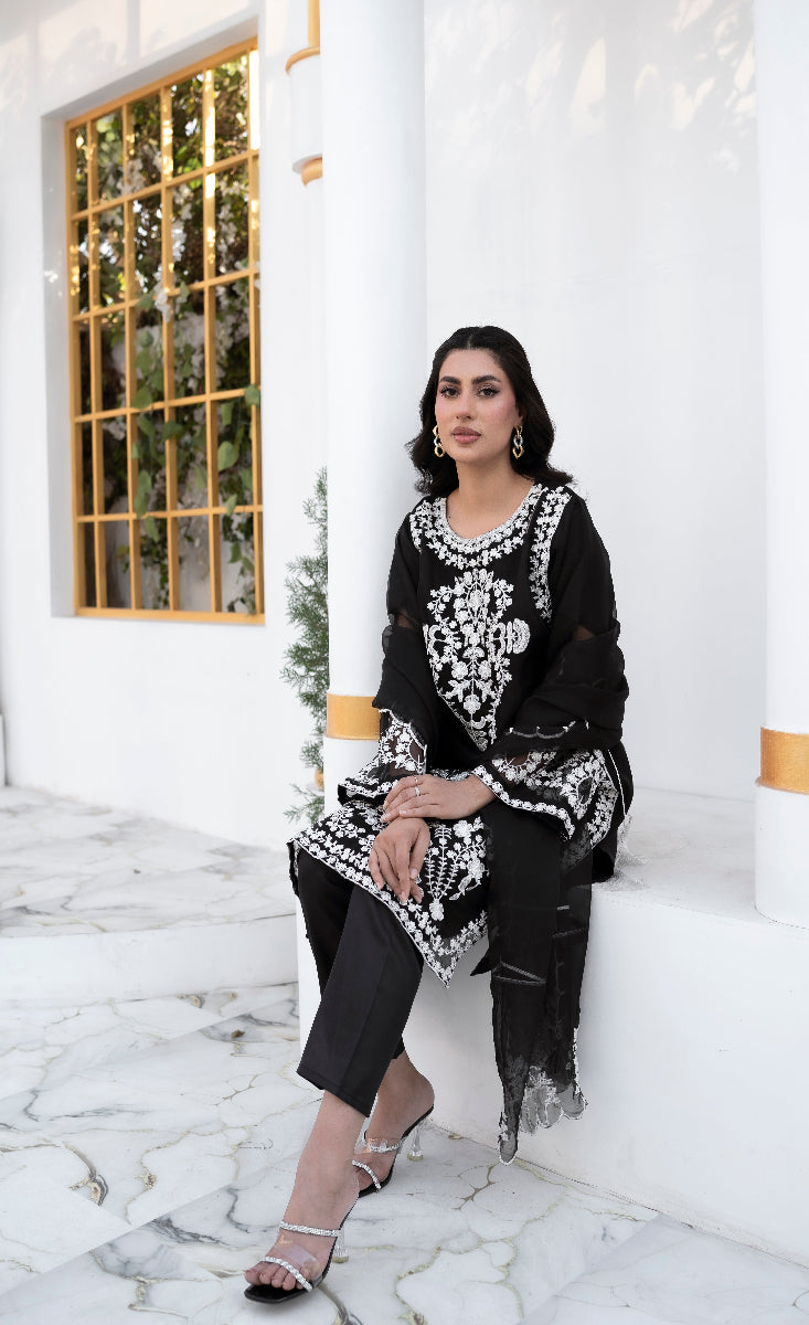 Shab-e-Noor - Stitched 3 Pcs - Kala Jora
