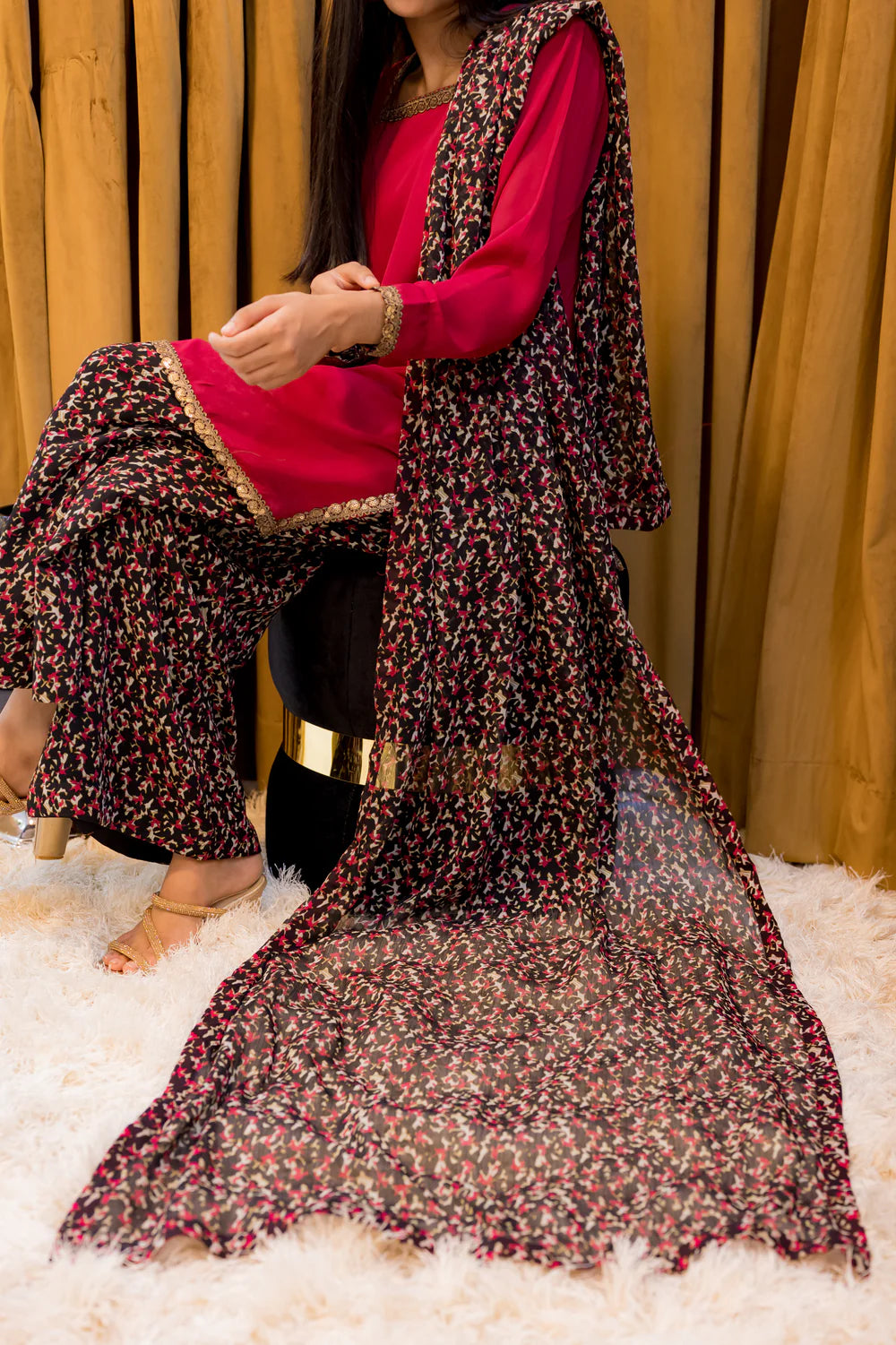 Square Neck Kurta With Vibrant Plazzo - Shadeforteen