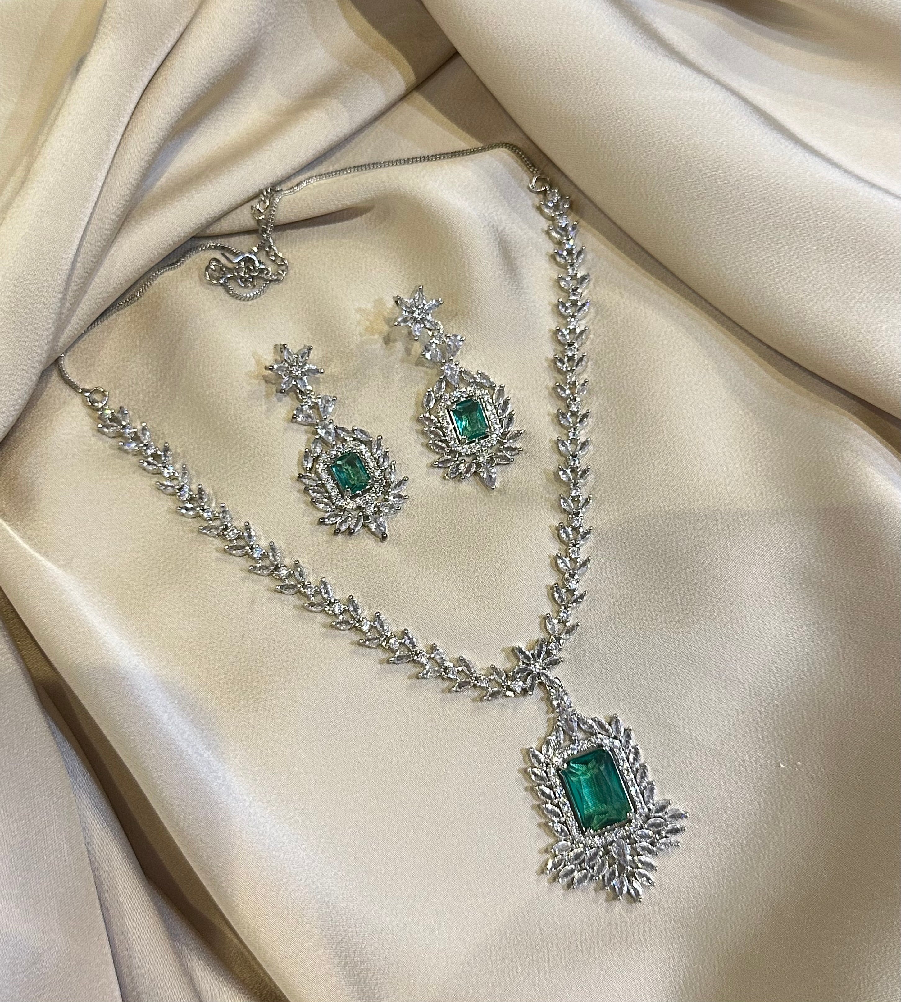 Silver Diamond Set - Aloro Jewels