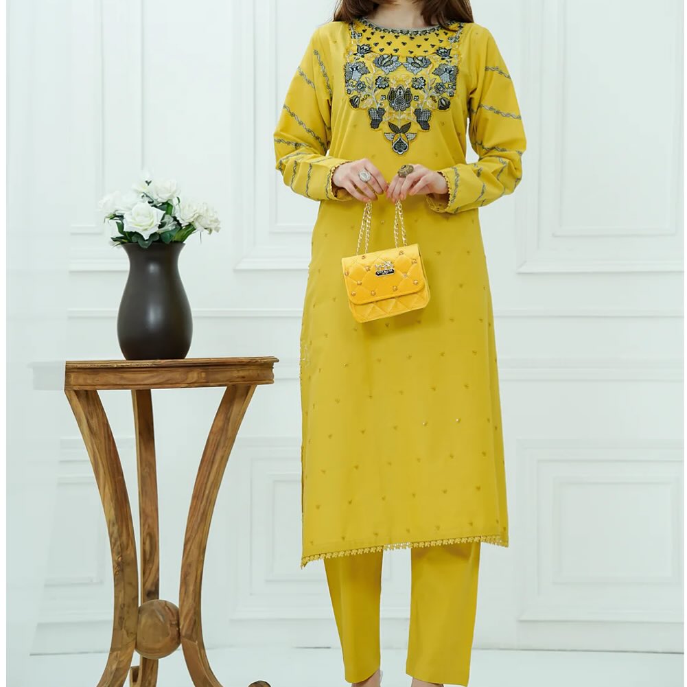 Shamsa 2 PCs Embroidered - Tawakal Closet