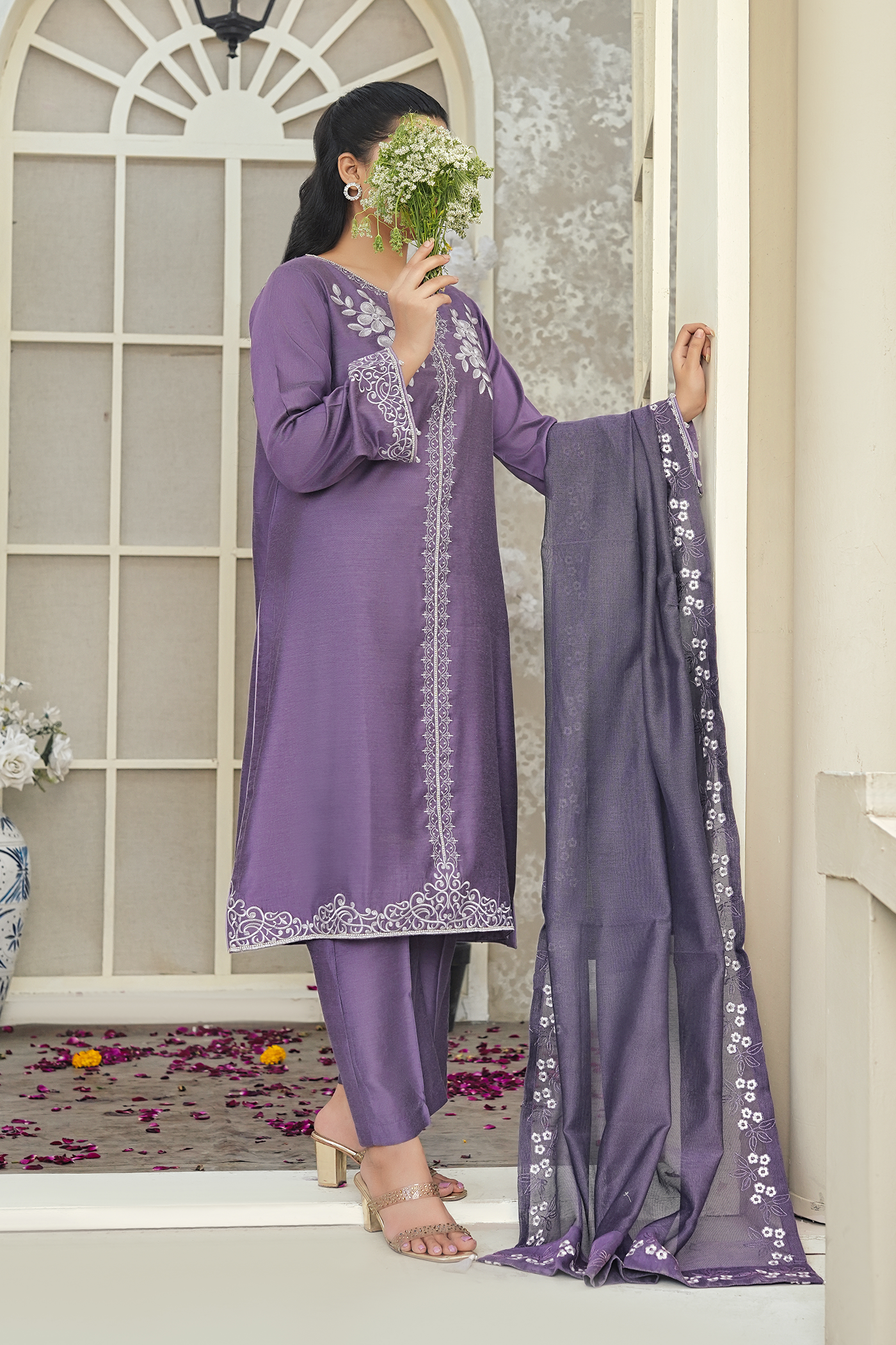 Eshal - Tasneem Shamim